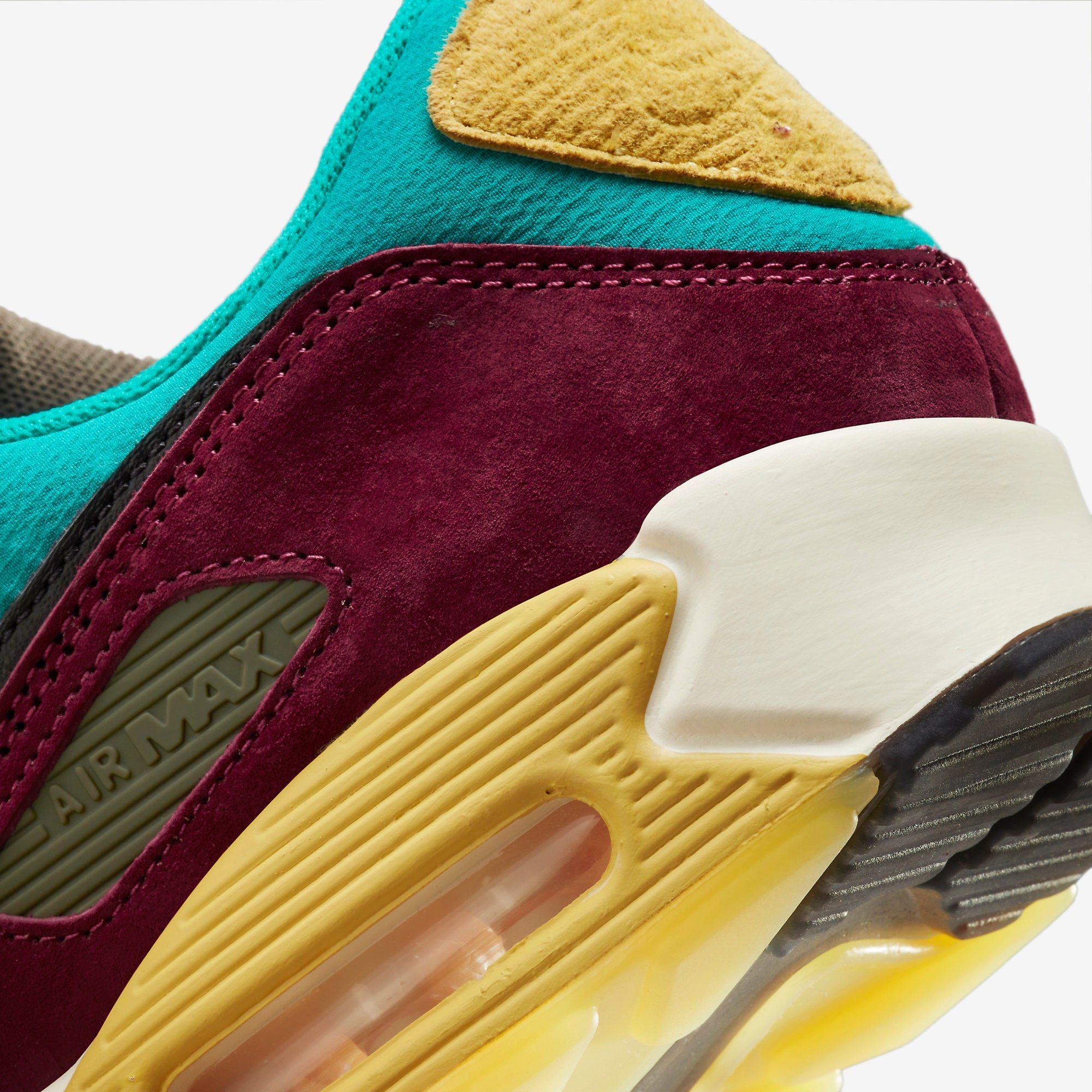 Дамски маратонки Nike Air Max 90 "Ridgerock" - DC6083-200 детайл отзад