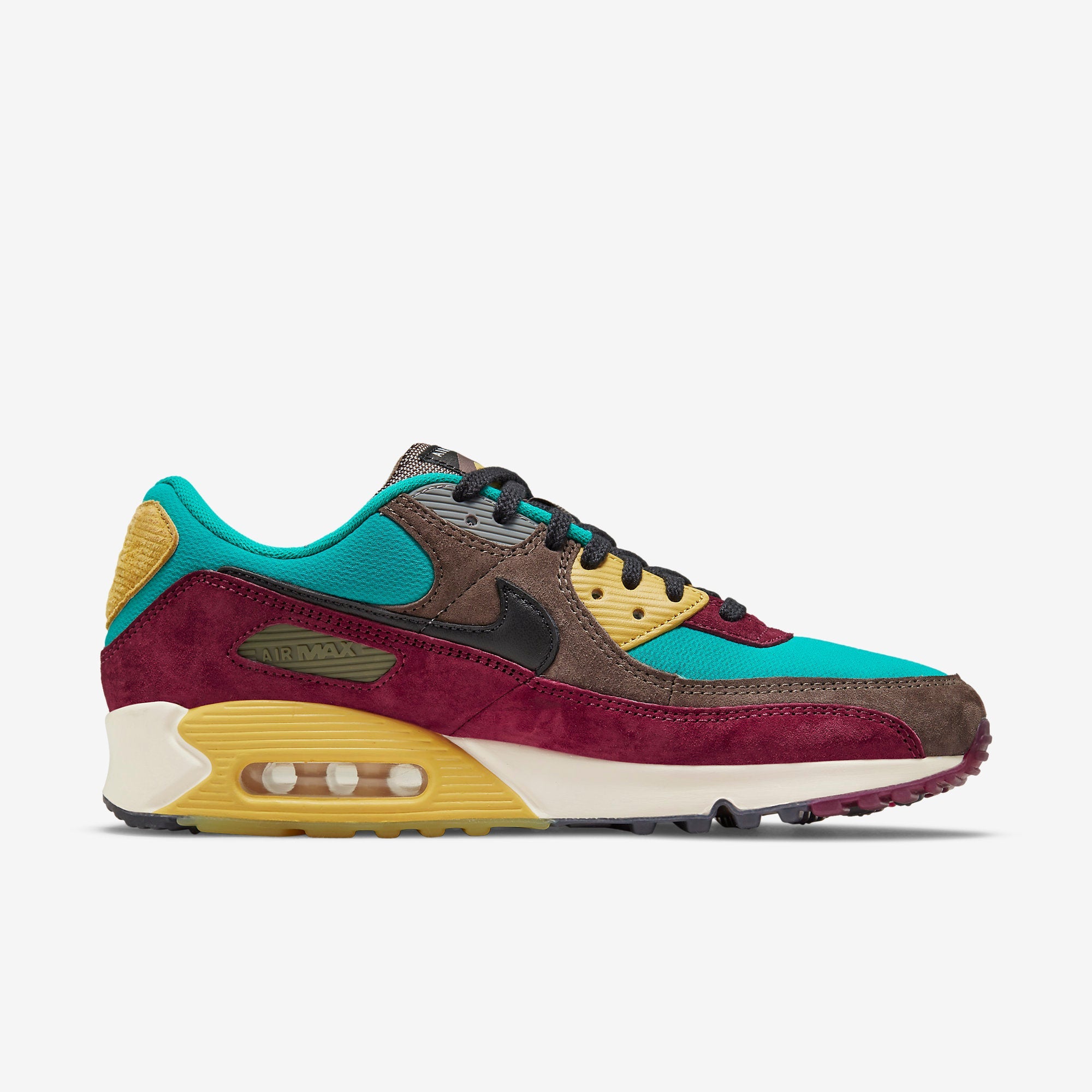 Дамски маратонки Nike Air Max 90 "Ridgerock" - DC6083-200 отстрани