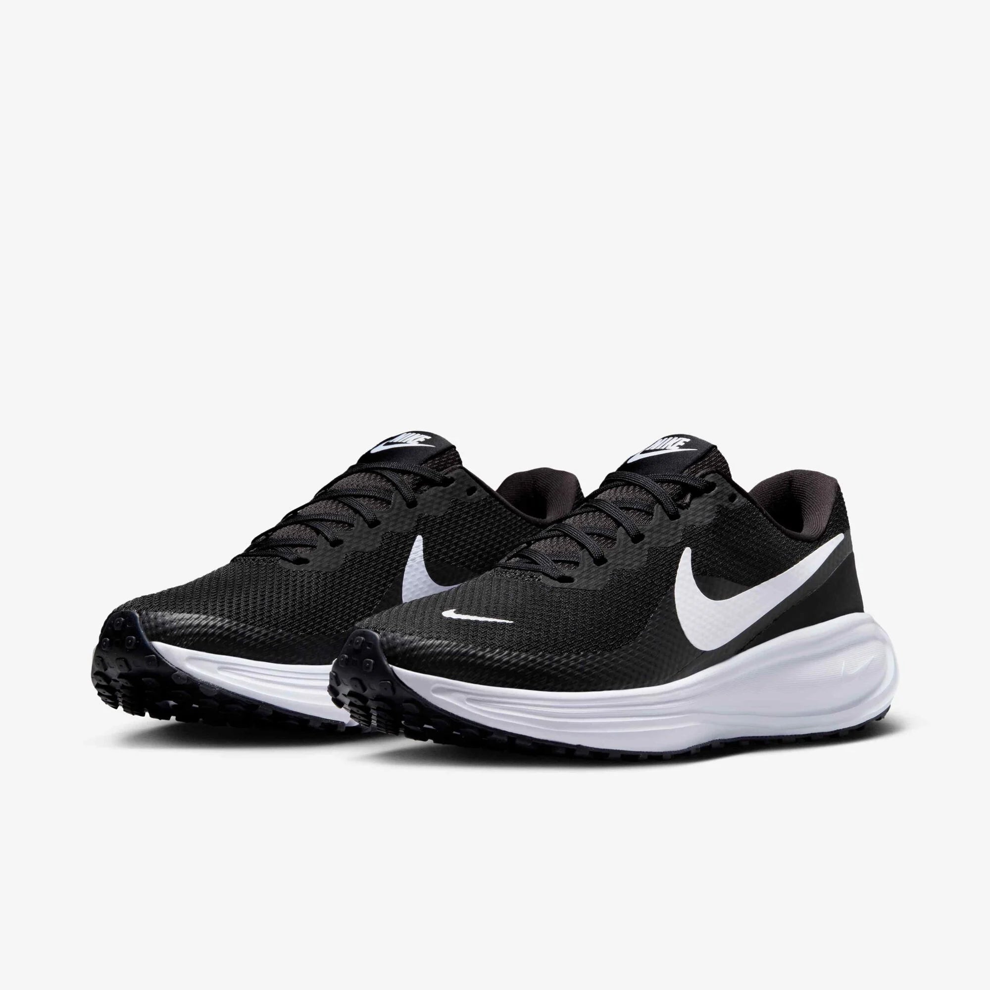 Дамски маратонки Nike Revolution 8 Road Running Shoes HJ8485-001 изглед отпред