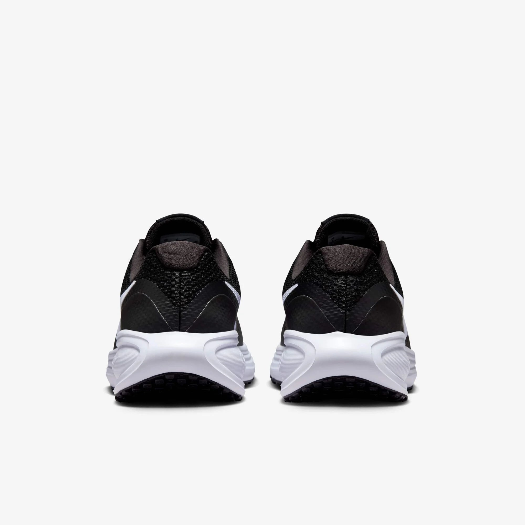 Дамски маратонки Nike Revolution 8 Road Running Shoes HJ8485-001 изглед отзад