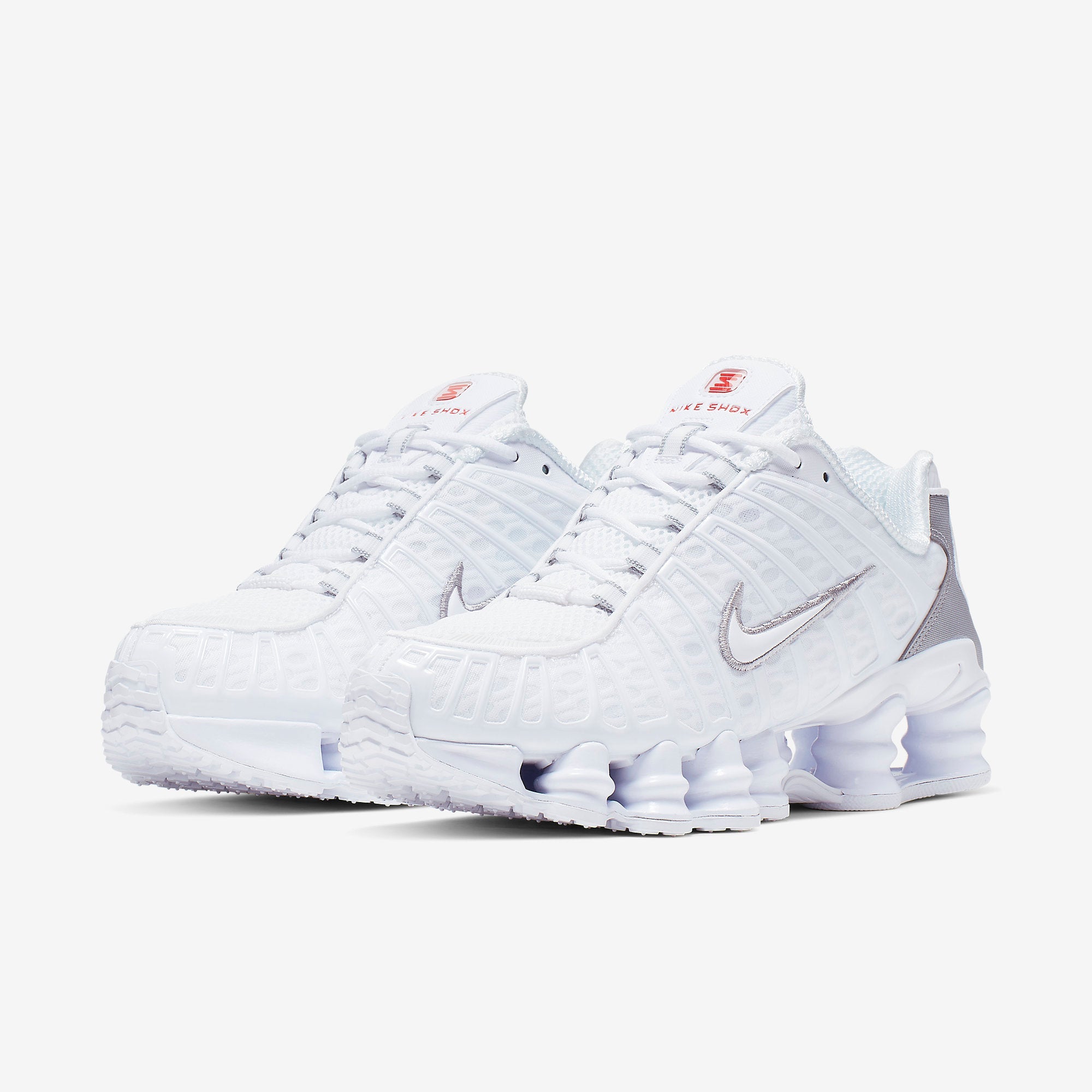 Дамски маратонки Nike Shox TL -  AR3566-100 отпред