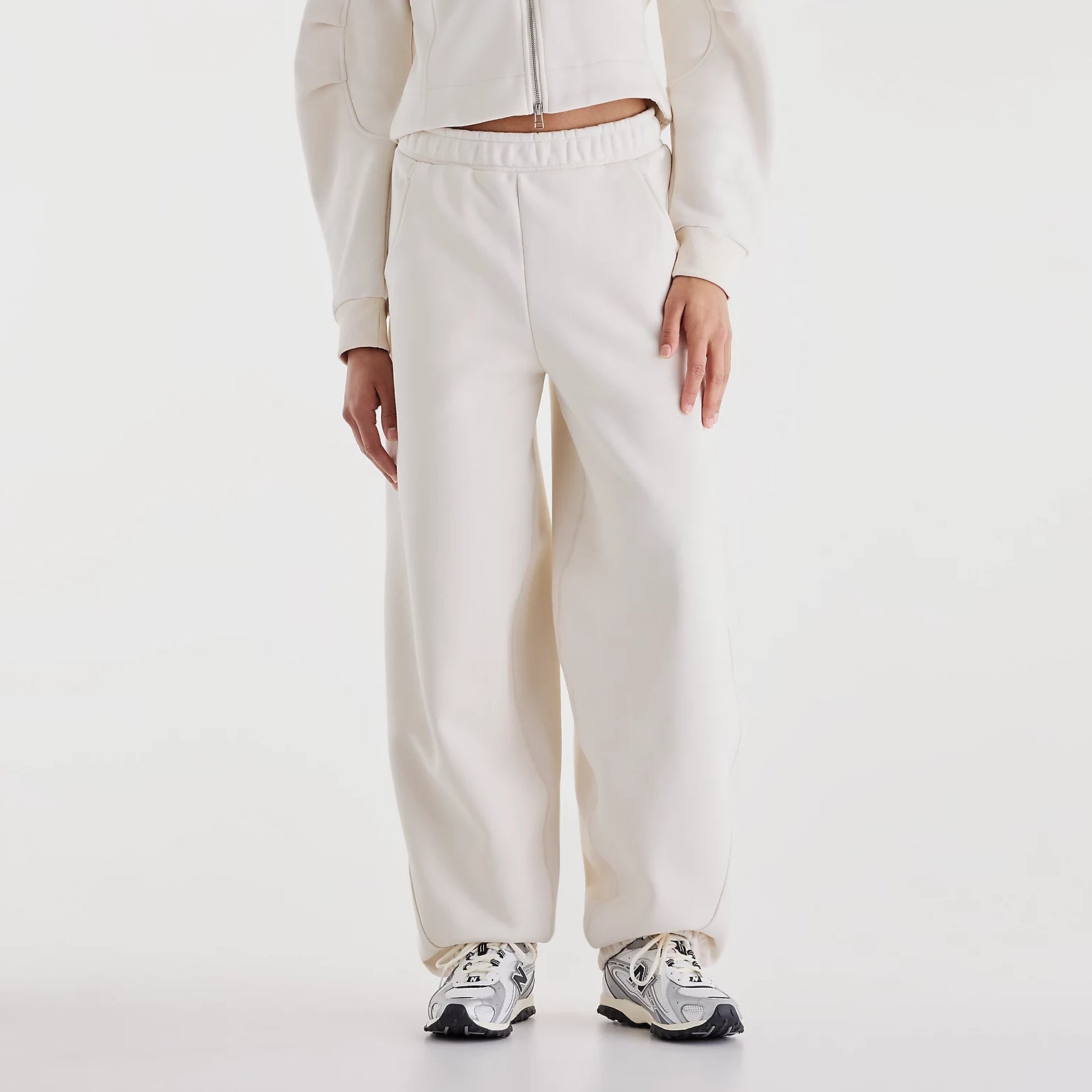 Дамски панталон New Balance Athletics Crafted Fleece Pant - WB62L0NLLIN
