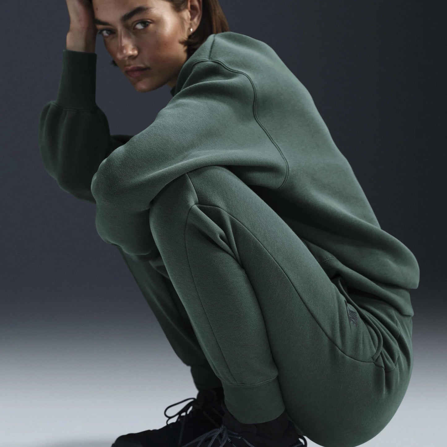 Дамски суитшърт Nike Tech Fleece Oversized Sweatshirt - Airhouse