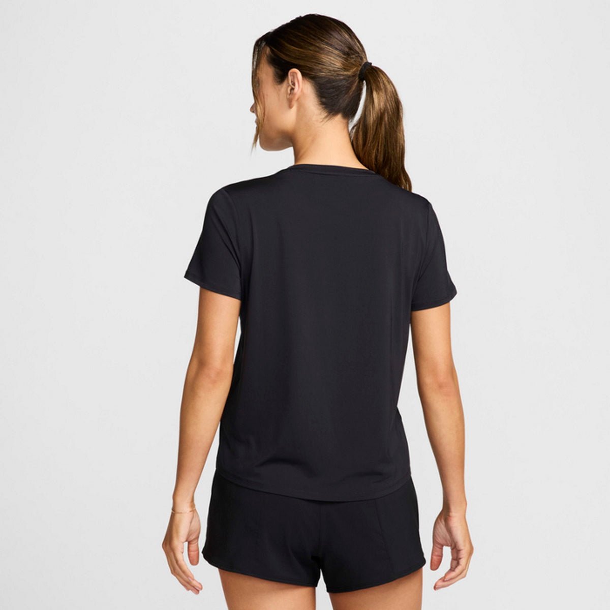 Дамски топ Nike One Graphic Top - Airhouse