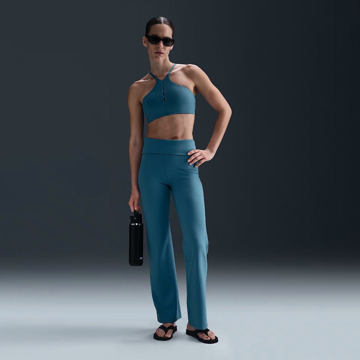 Дамско бюстие Nike One Keyhole Bra - Airhouse