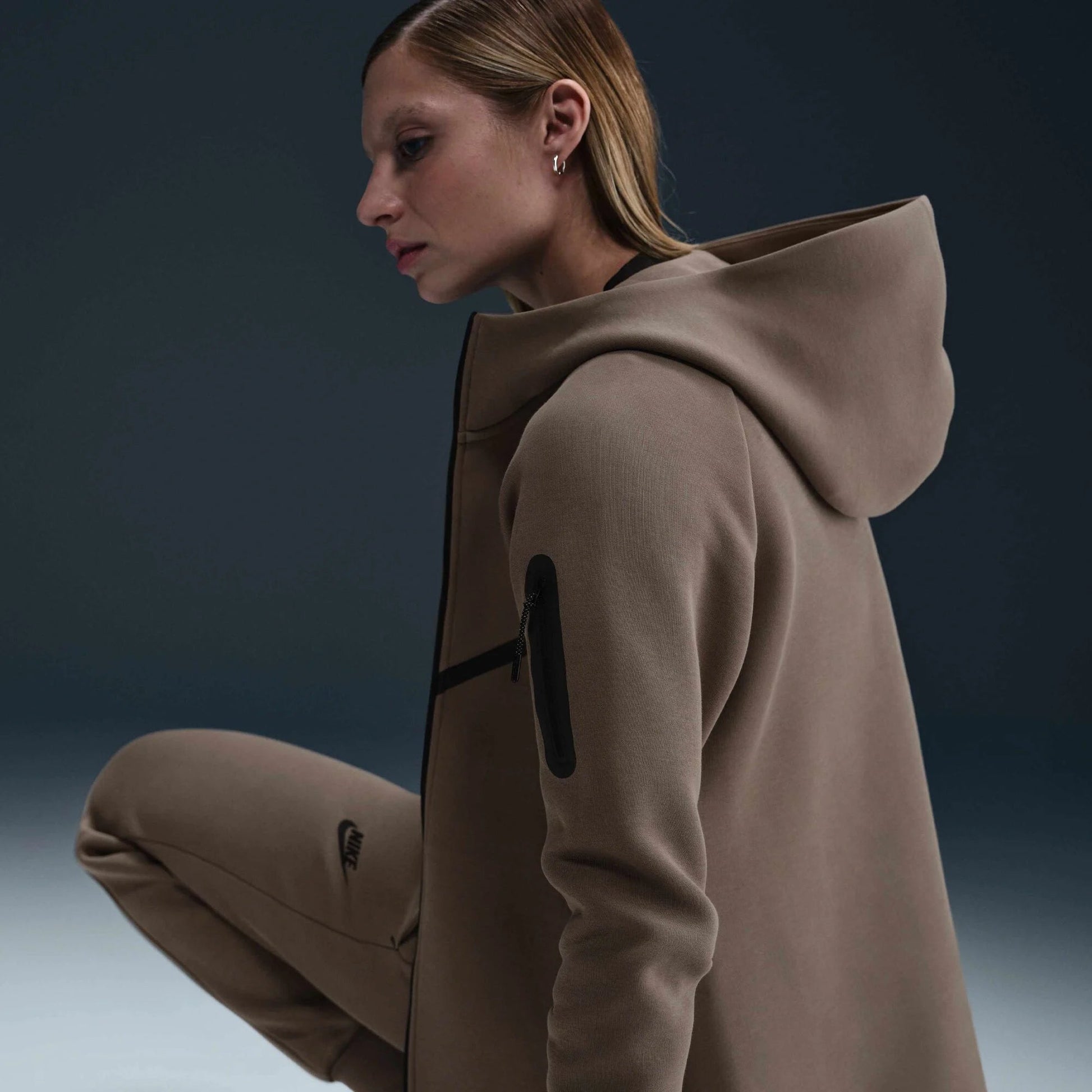 Дамско худи Nike Tech Fleece Hoodie - Airhouse