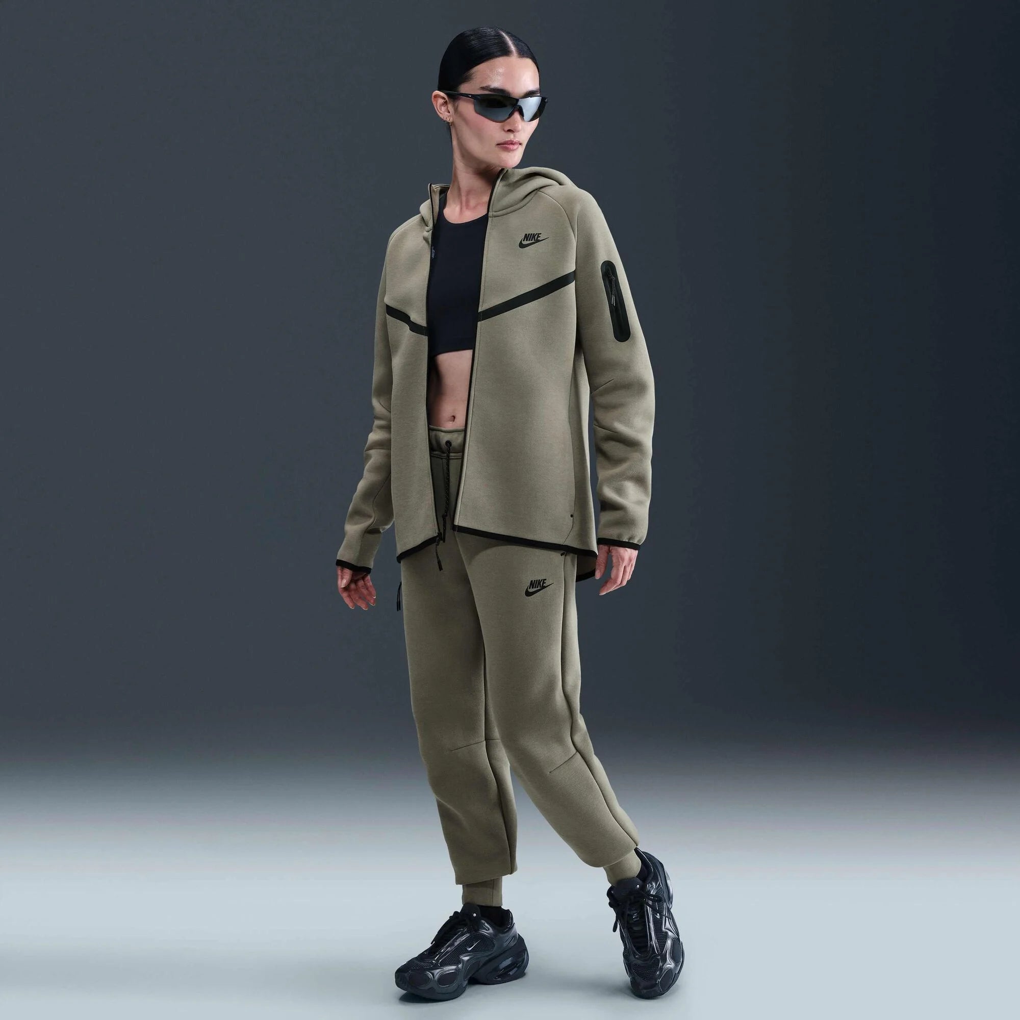 Дамско худи Nike Tech Fleece Hoodie - Airhouse