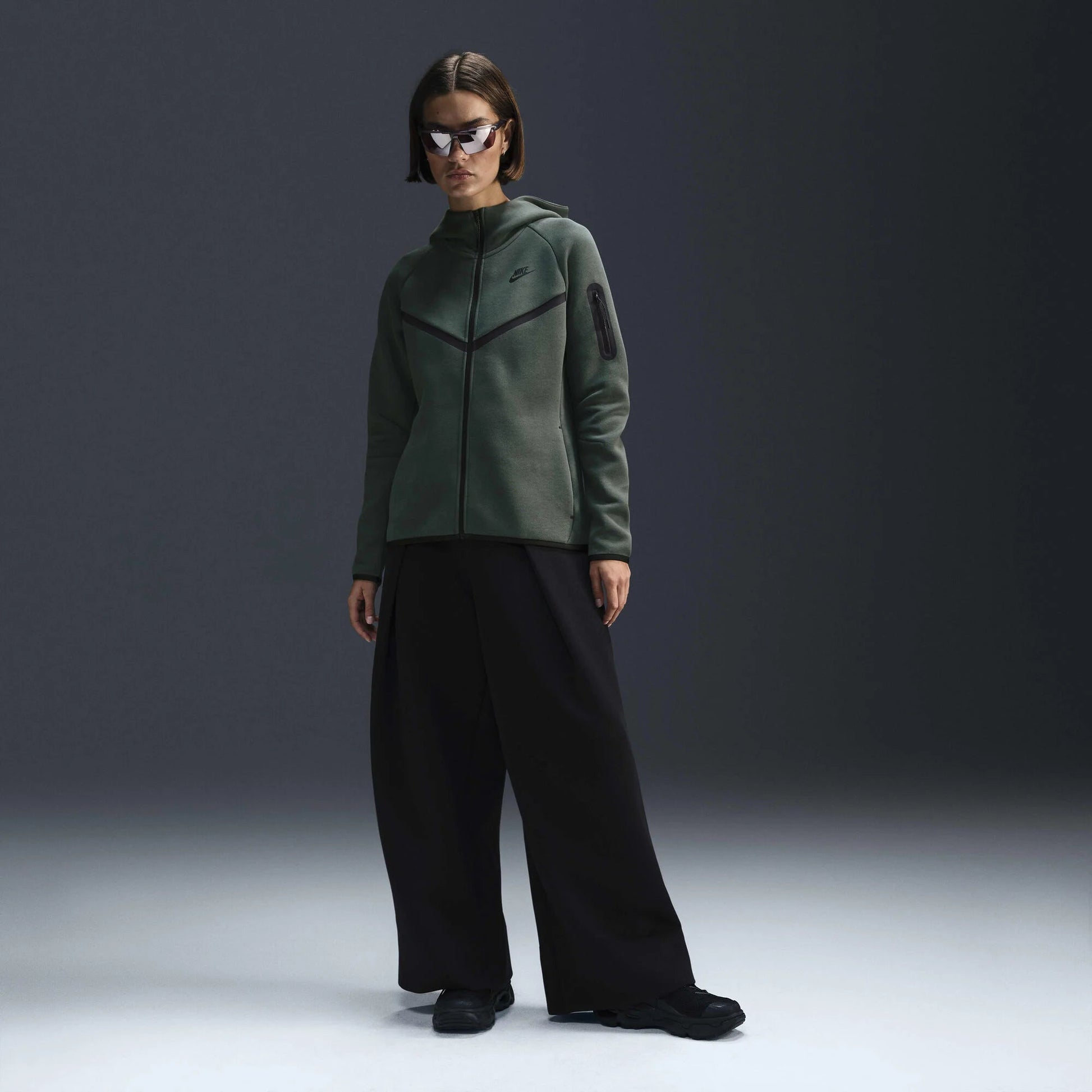 Дамско худи Nike Tech Fleece Hoodie - Airhouse