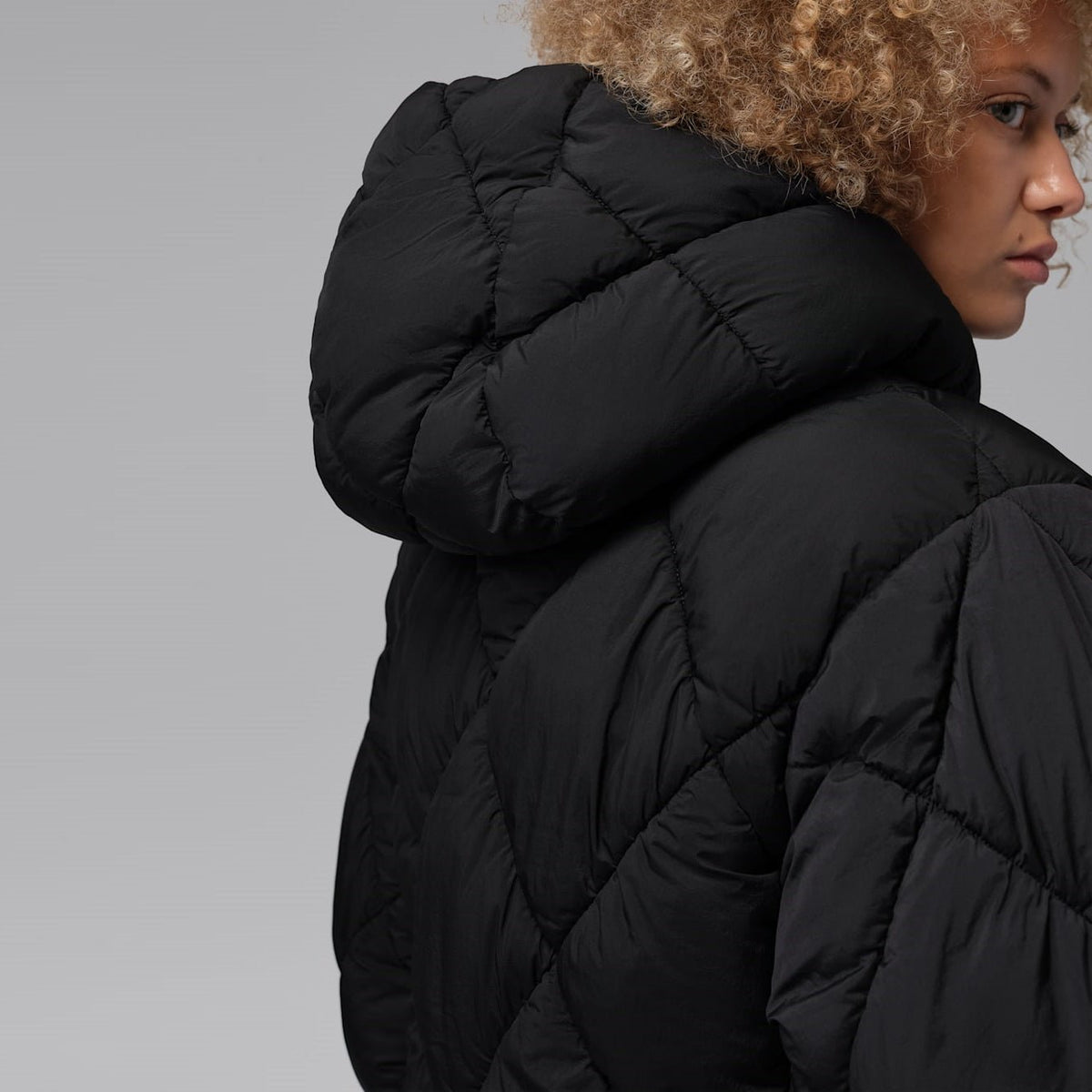 Дамско яке Jordan Brooklyn Puffer Jacket - IM7234-010 качулка