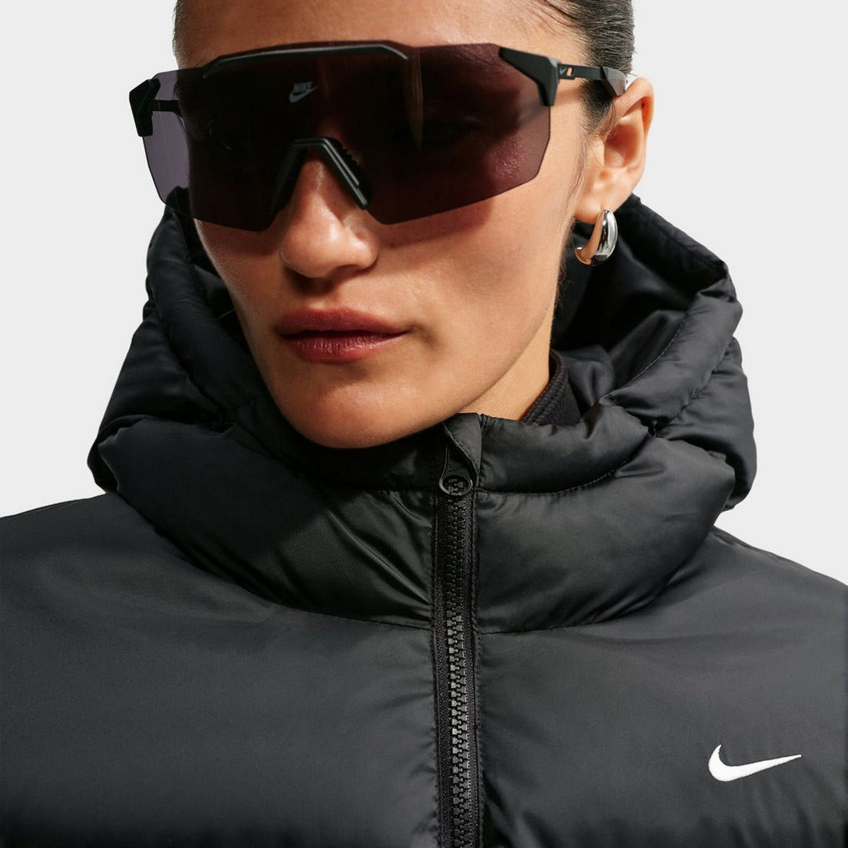 Дамско яке Nike Therma-FIT Classic Puffer Jacket - IF5931-010 отпред