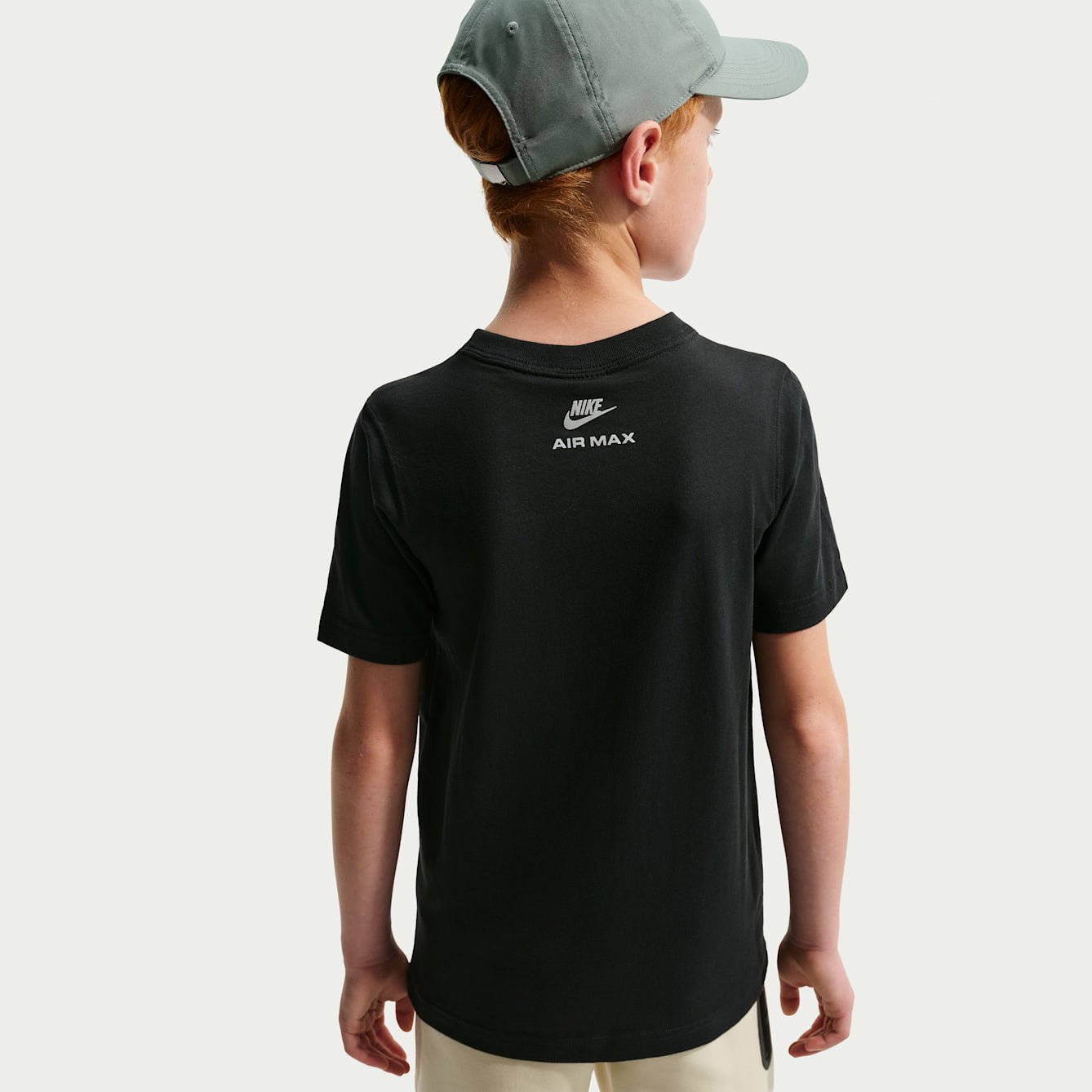 Детска тениска Nike Sportswear Air Max T-Shirt IO1157-010 отзад