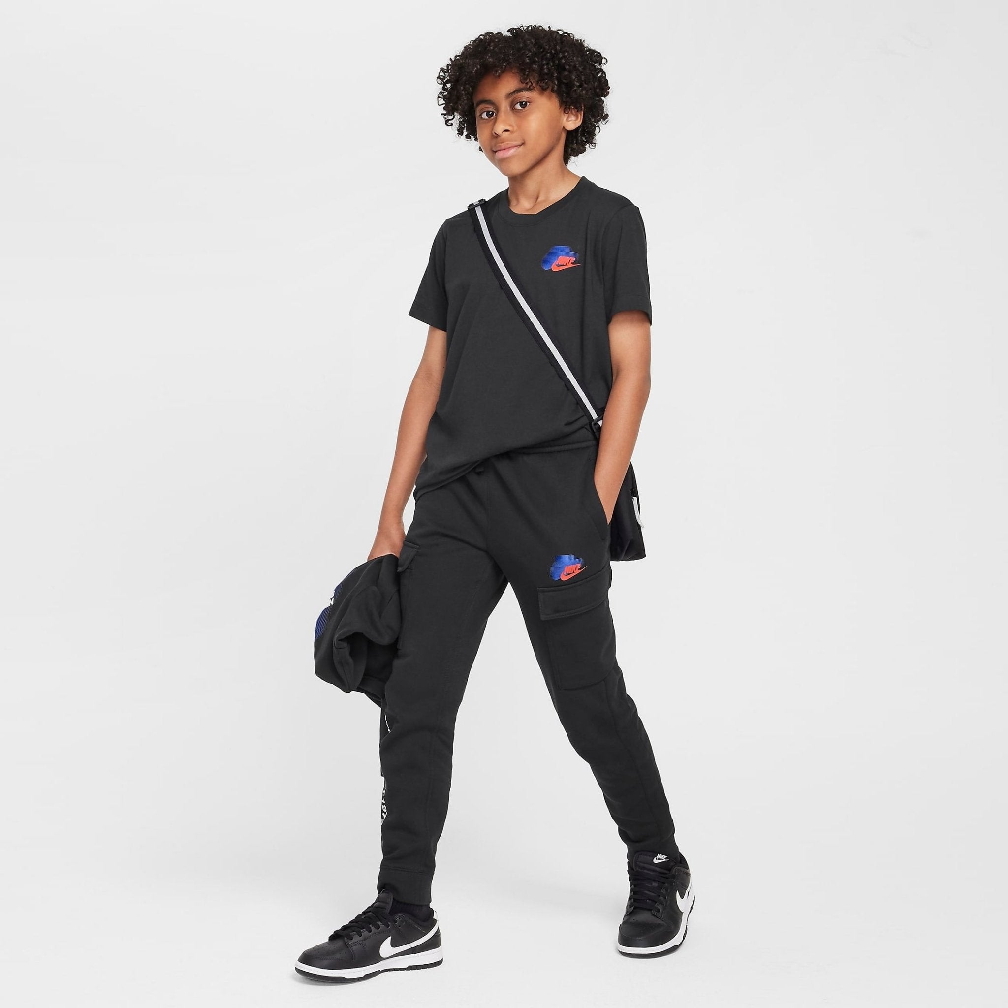 Детска тениска Nike Standard Issue Graphic Tee - Airhouse