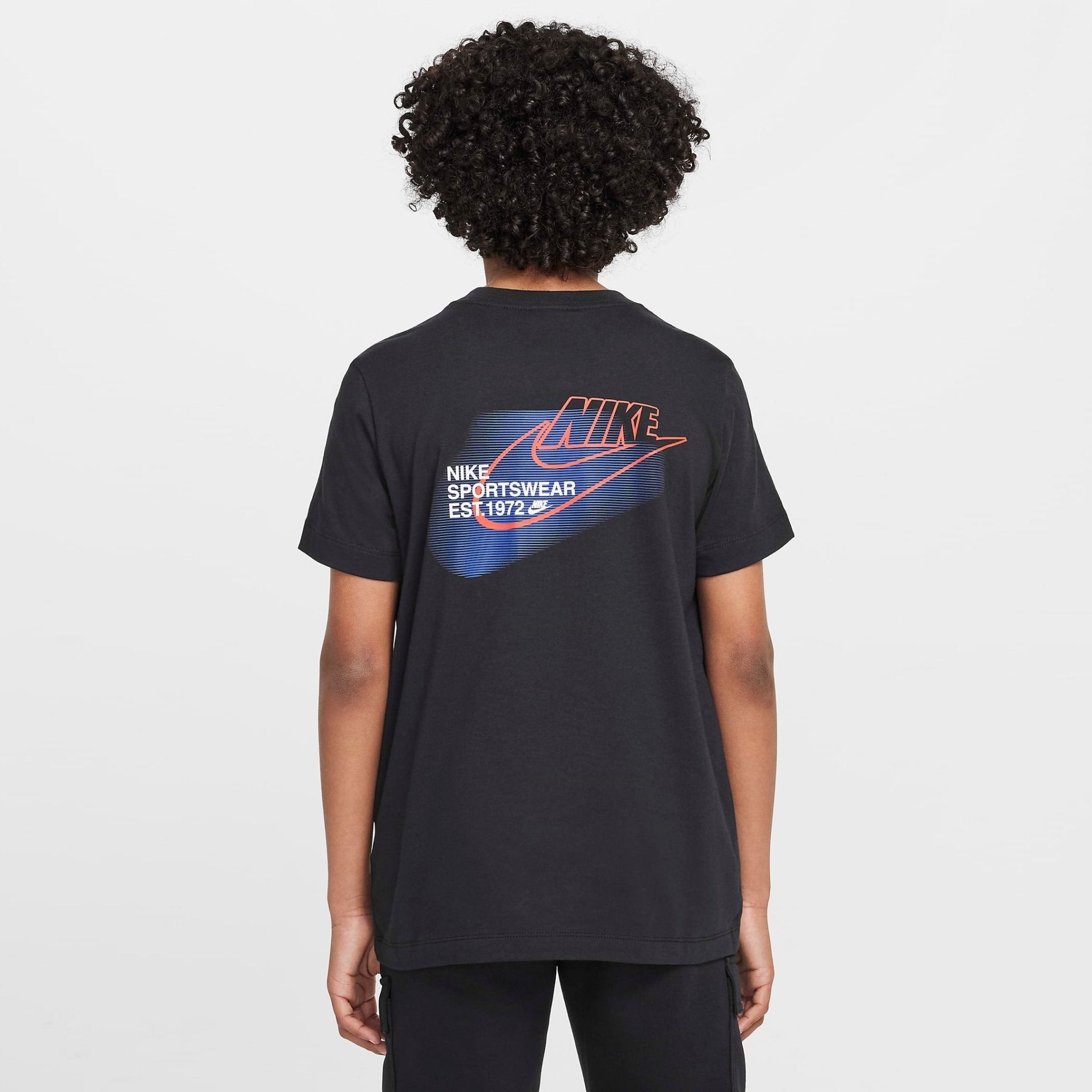Детска тениска Nike Standard Issue Graphic Tee - Airhouse