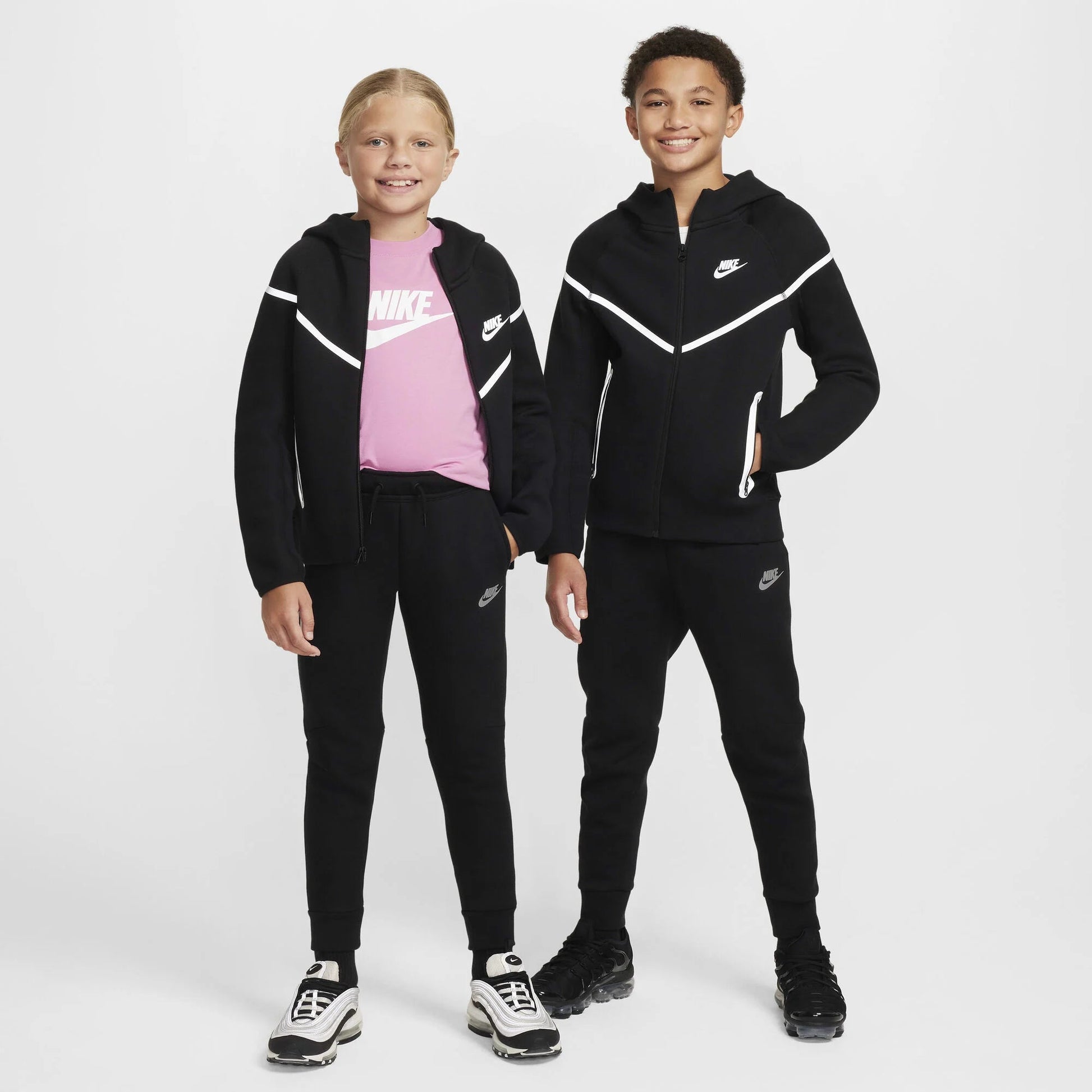 Детски джогър Nike Tech Fleece Reflective Joggers - Airhouse