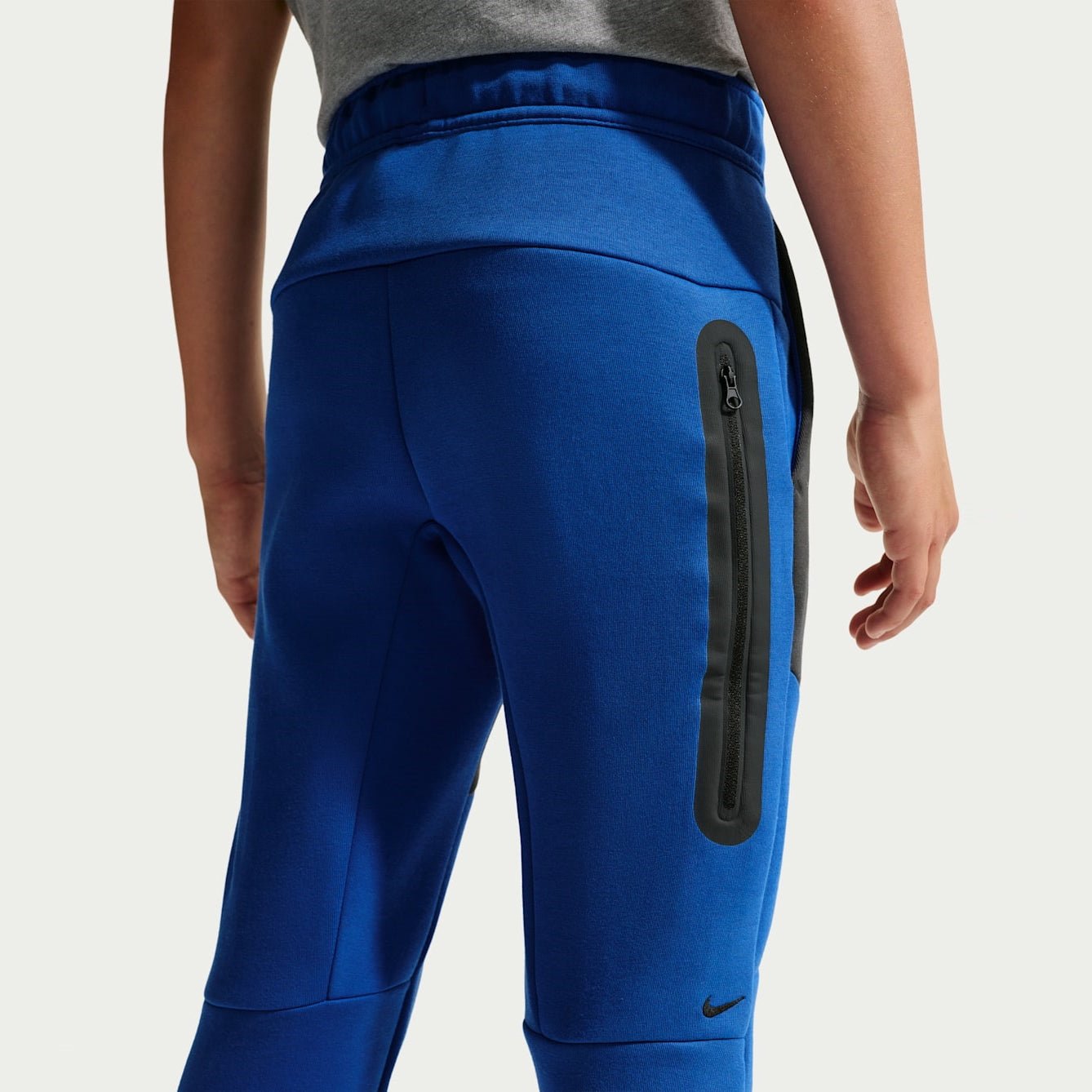 Детски джогър Nike Sportswear Tech Fleece Jogger - HV5869-481 отзад