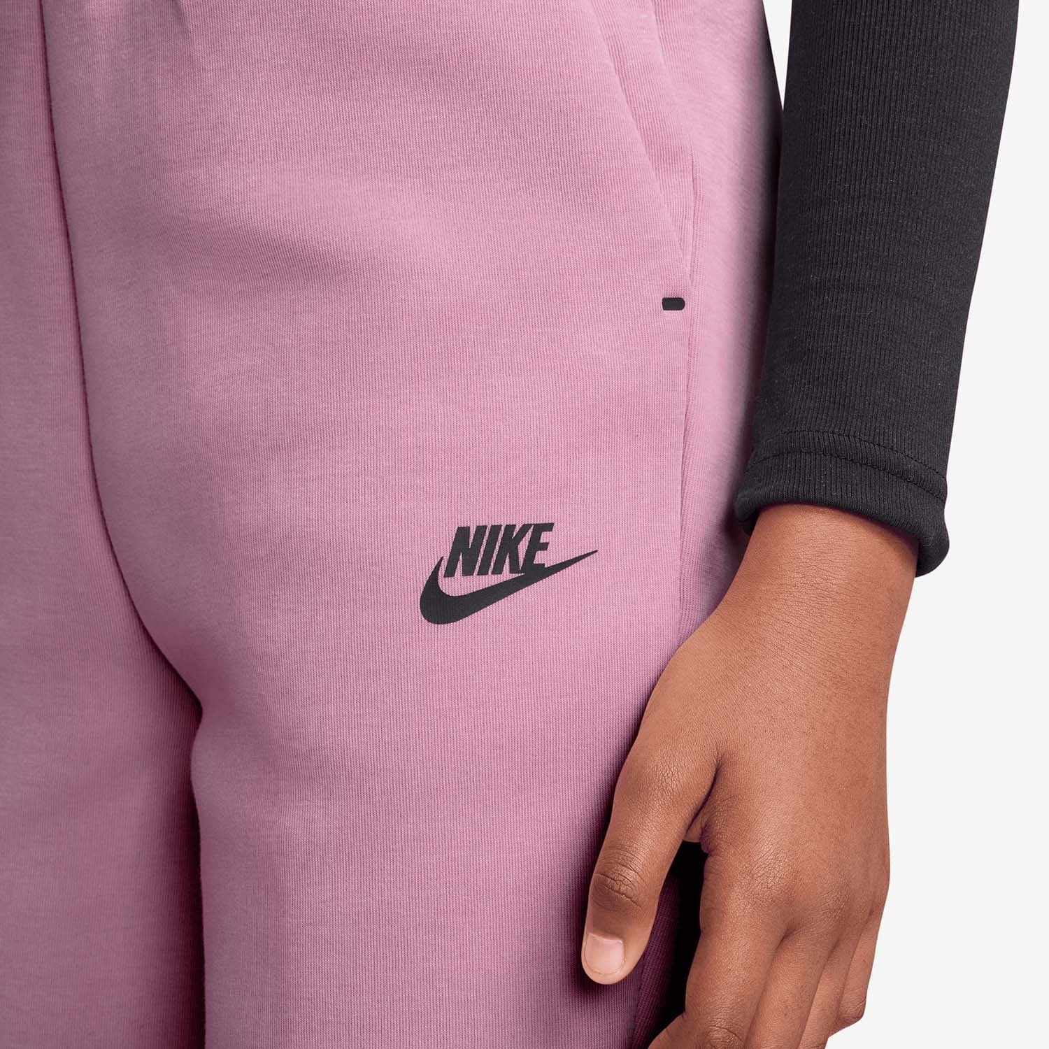 Детски джогър Nike Sportswear Tech Fleece Girls' Joggers - HV8698-621 детайл джоб