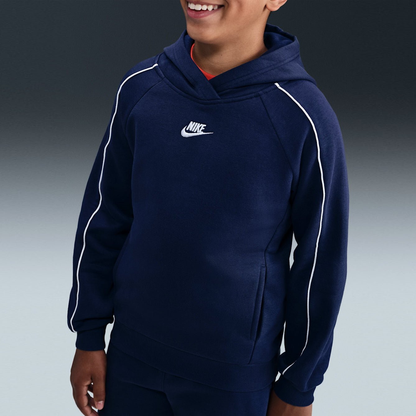 Детски екип Nike Sportswear Club Fleece Hooded Tracksuit - HQ9318-410 отпред