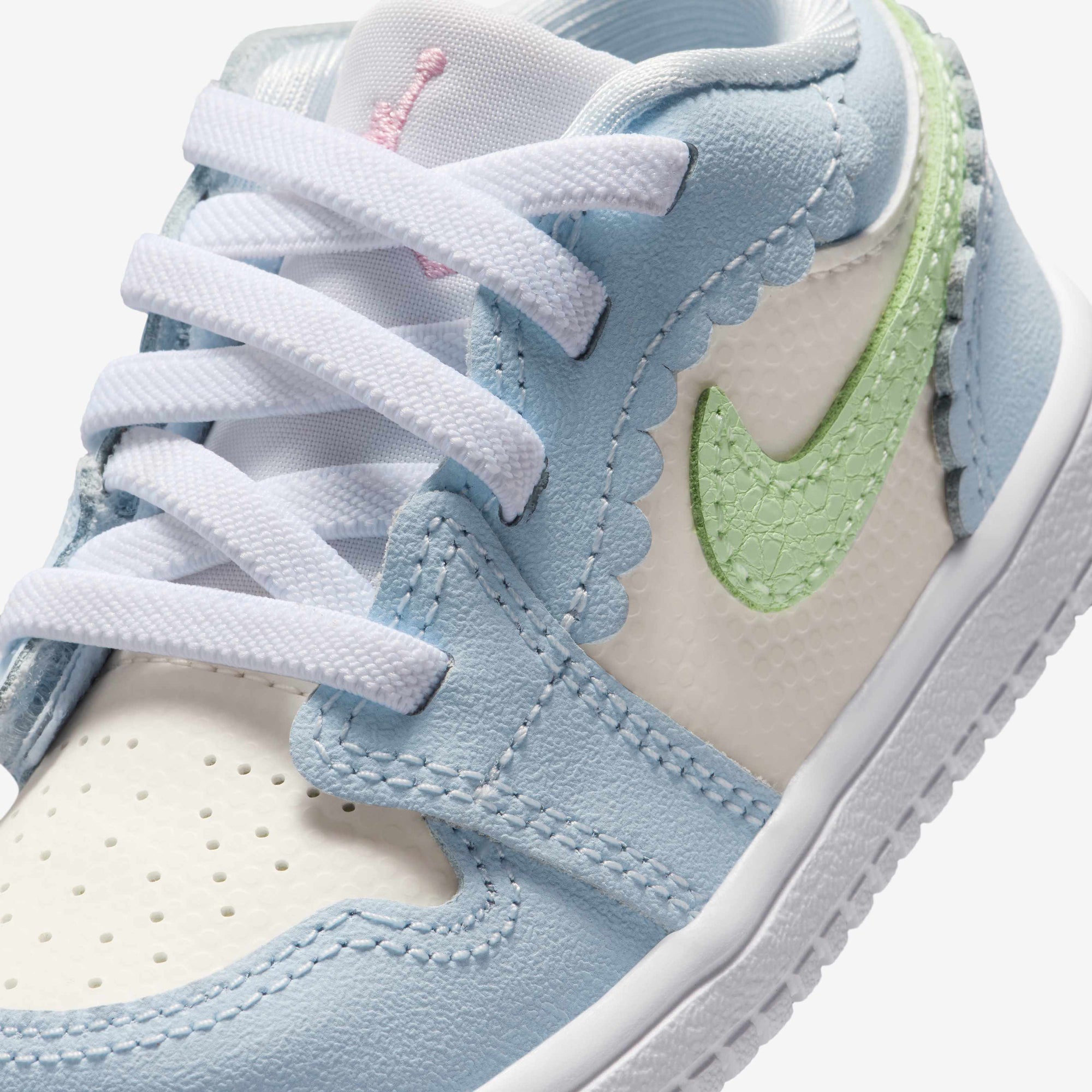 Детски кецове Jordan 1 Low Alt SE (TD) - IB7120-403 детайл