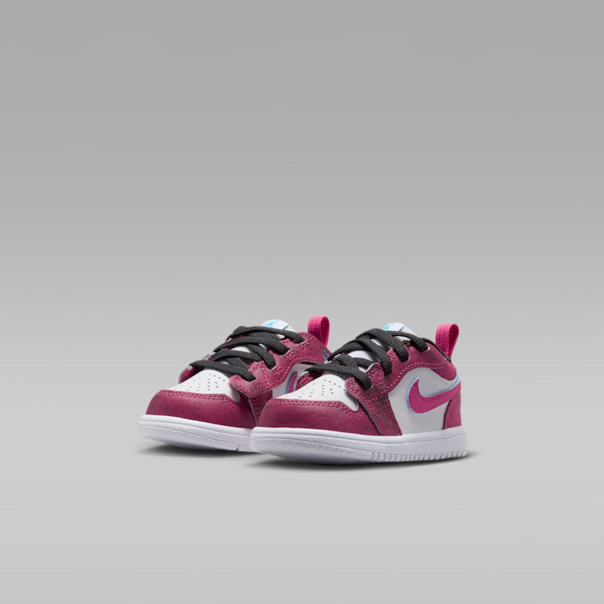 Детски кецове Jordan 1 Low Alt SE (TD) - IO2061-602 отпред