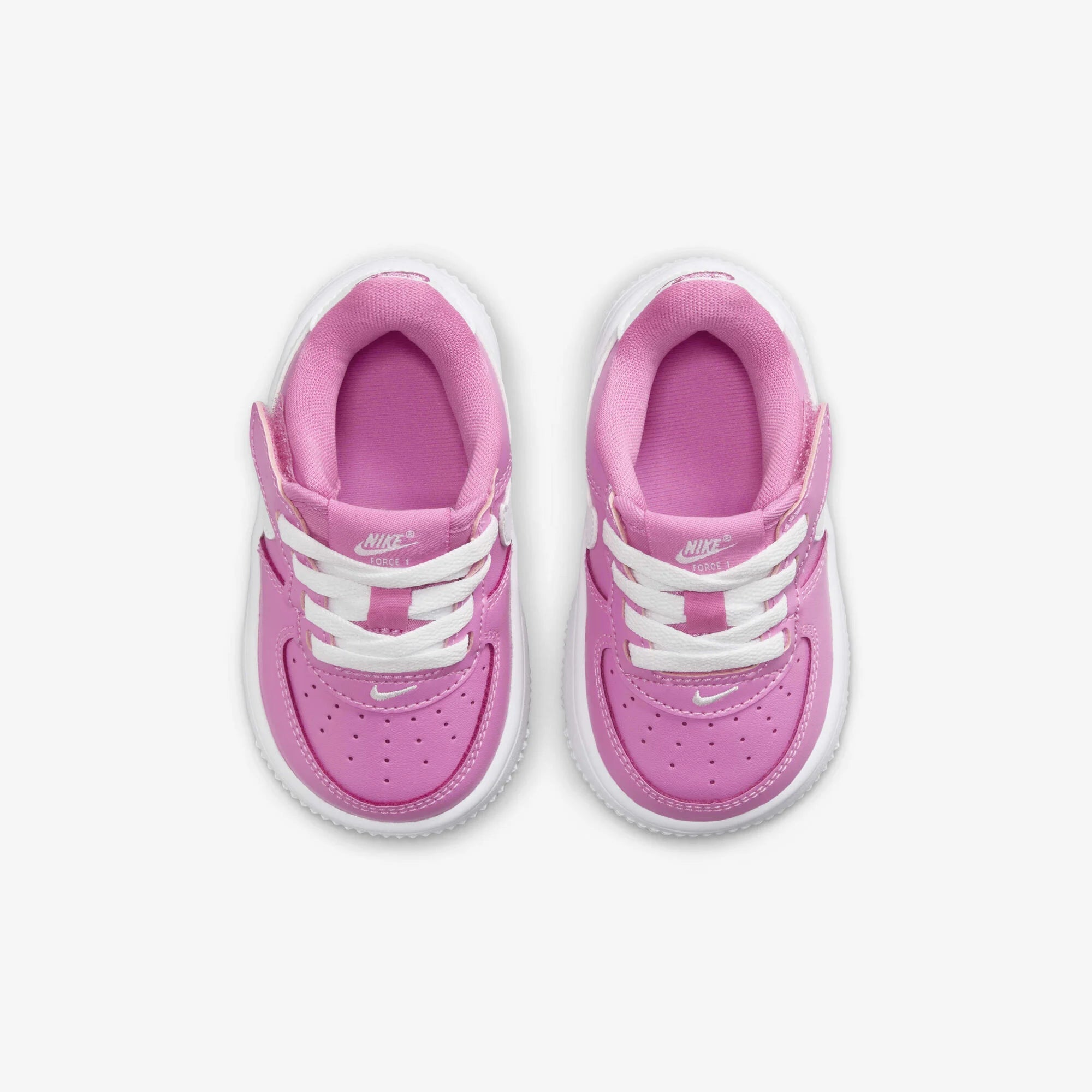 Детски кецове Nike Force 1 Low EasyOn - FN0236-600 отгоре