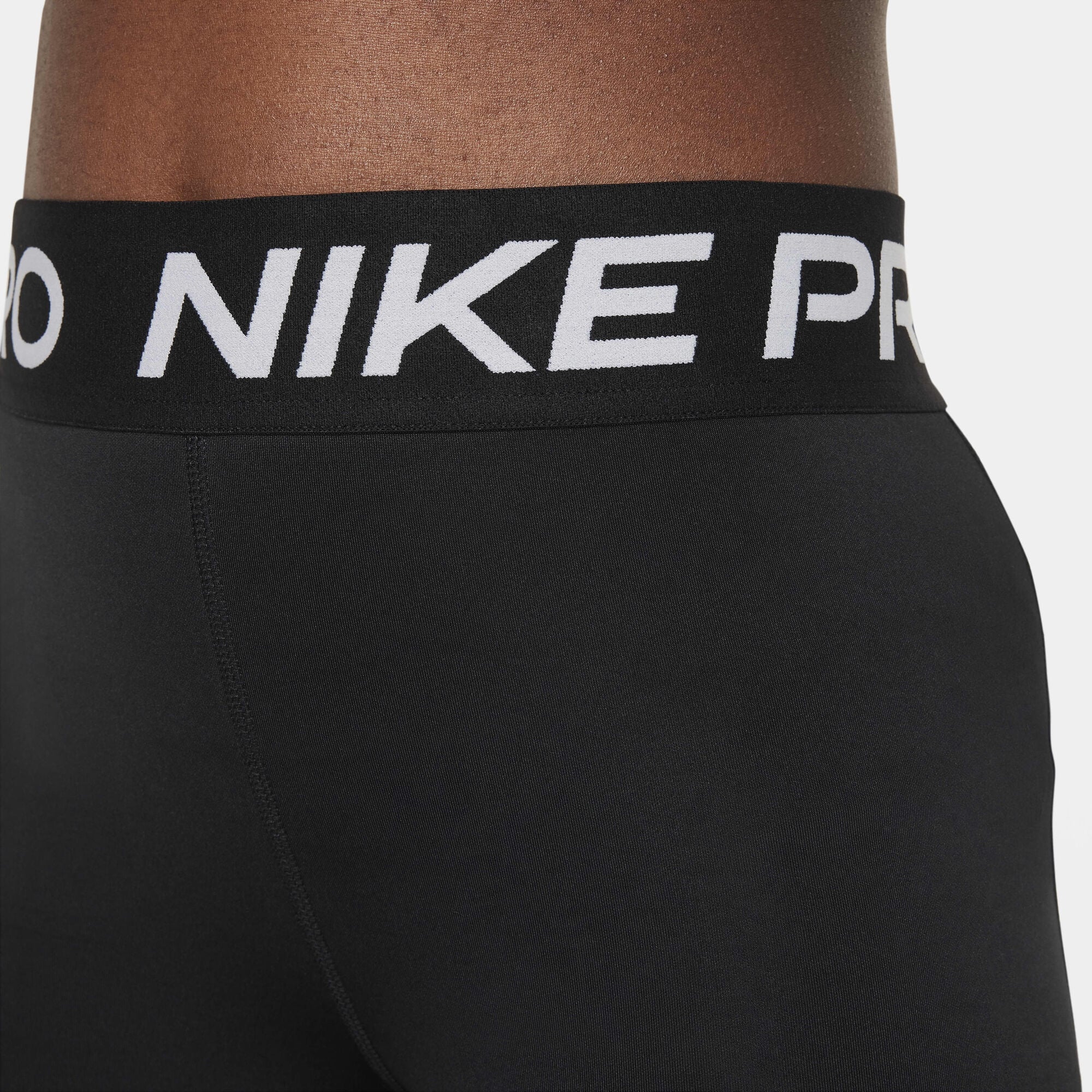 Детски къс клин Nike Pro Girls' Biker Shorts - DA1033-010 детайл ластик