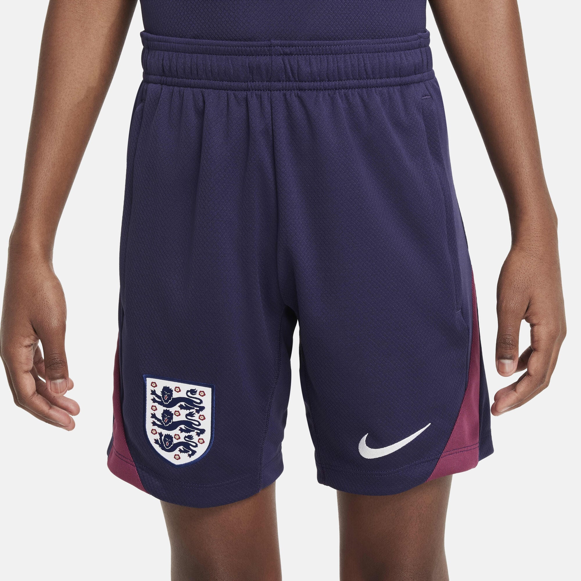 Детски къс панталон Nike England Strike Dri-FIT Football Shorts - FJ3046-555 отпред