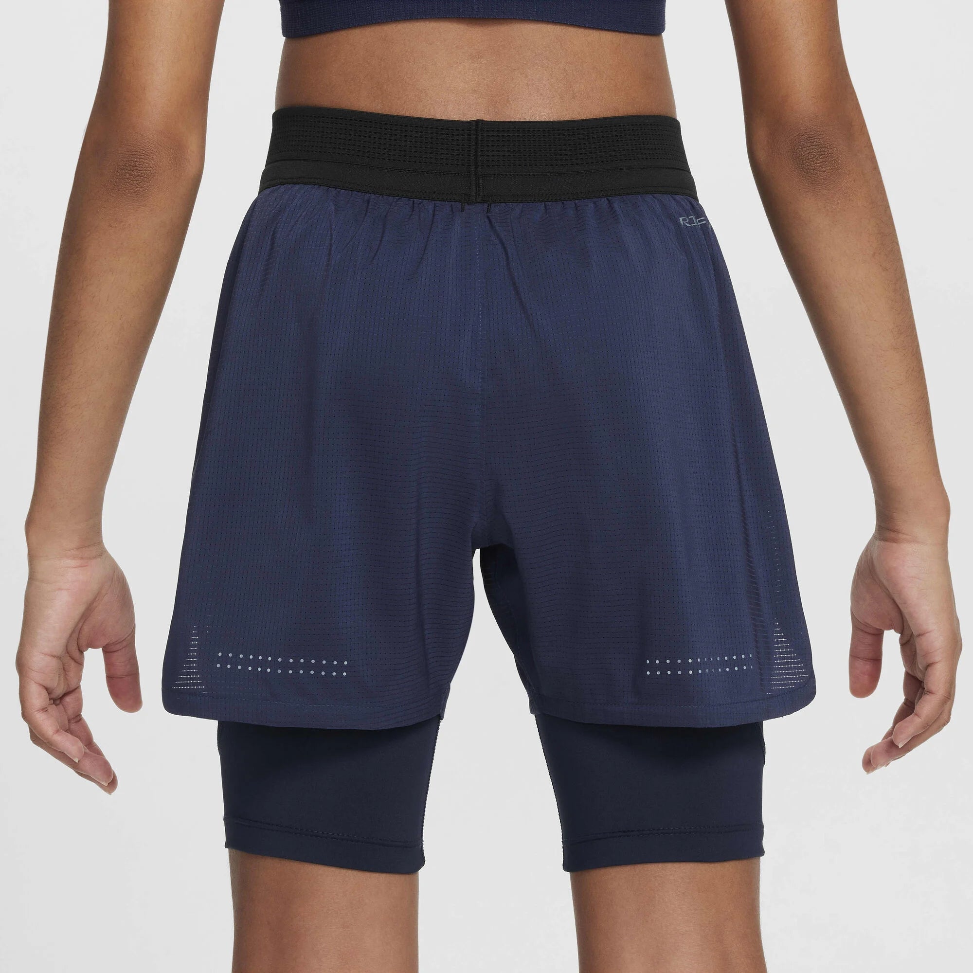 Детски къс панталон Nike Multi Tech Shorts - FJ6818-410 детайл отзад