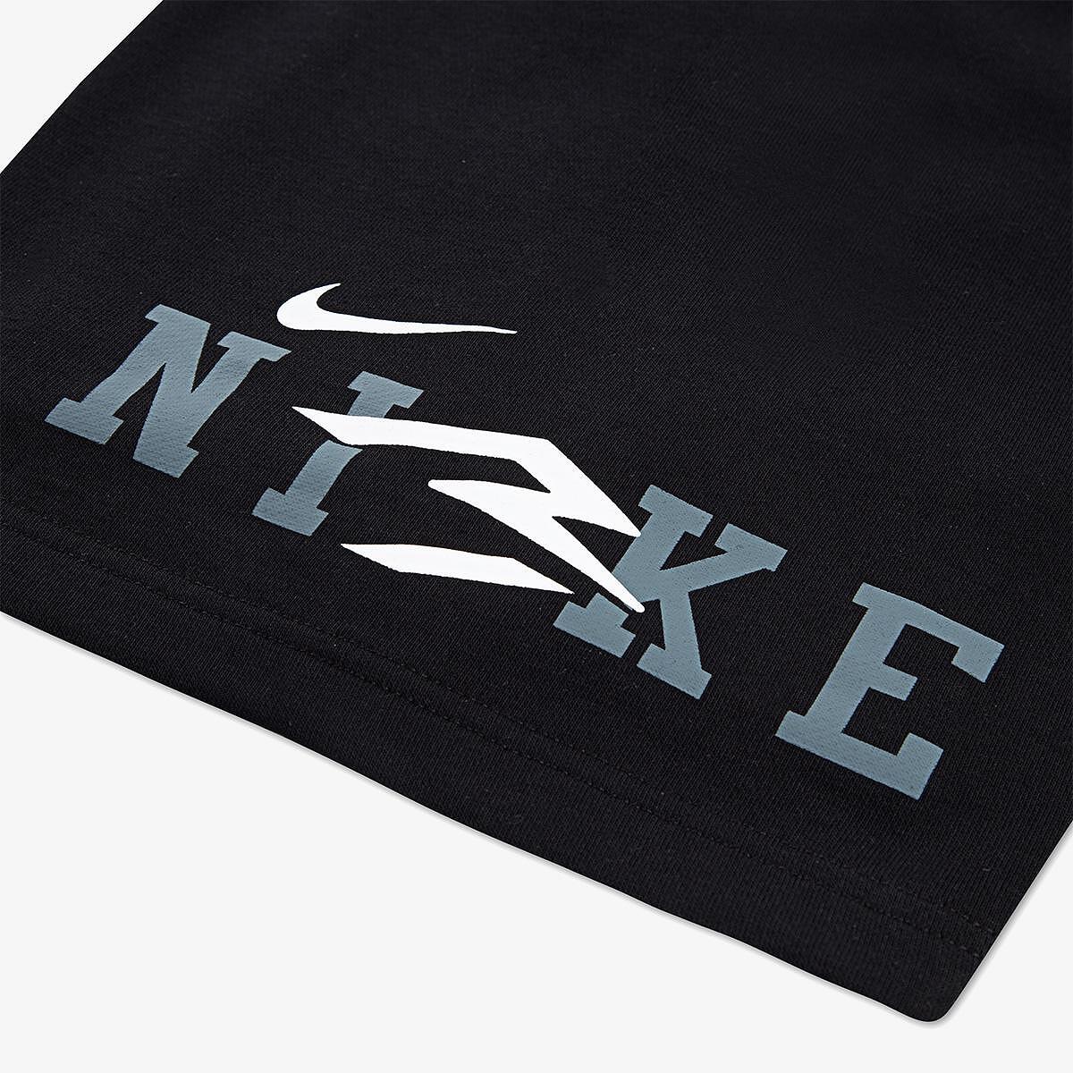 Детски къс панталон Nike RWB Collegiate Shorts - 9Q1090-023 детайл принт