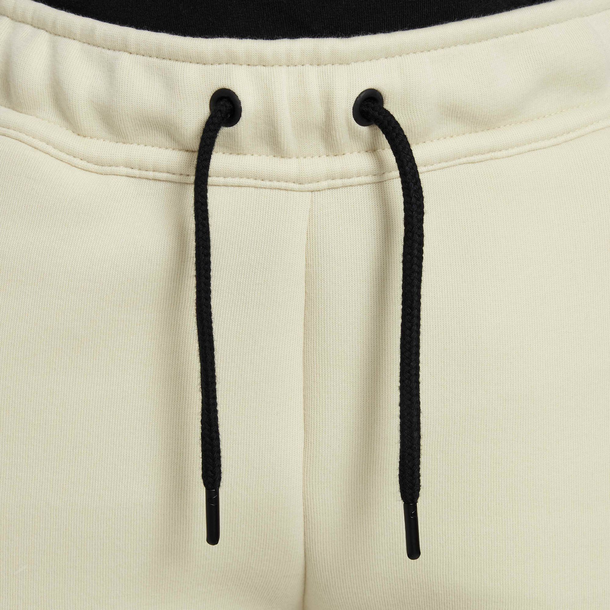 Детски къс панталон Nike Tech Fleece Shorts - Airhouse