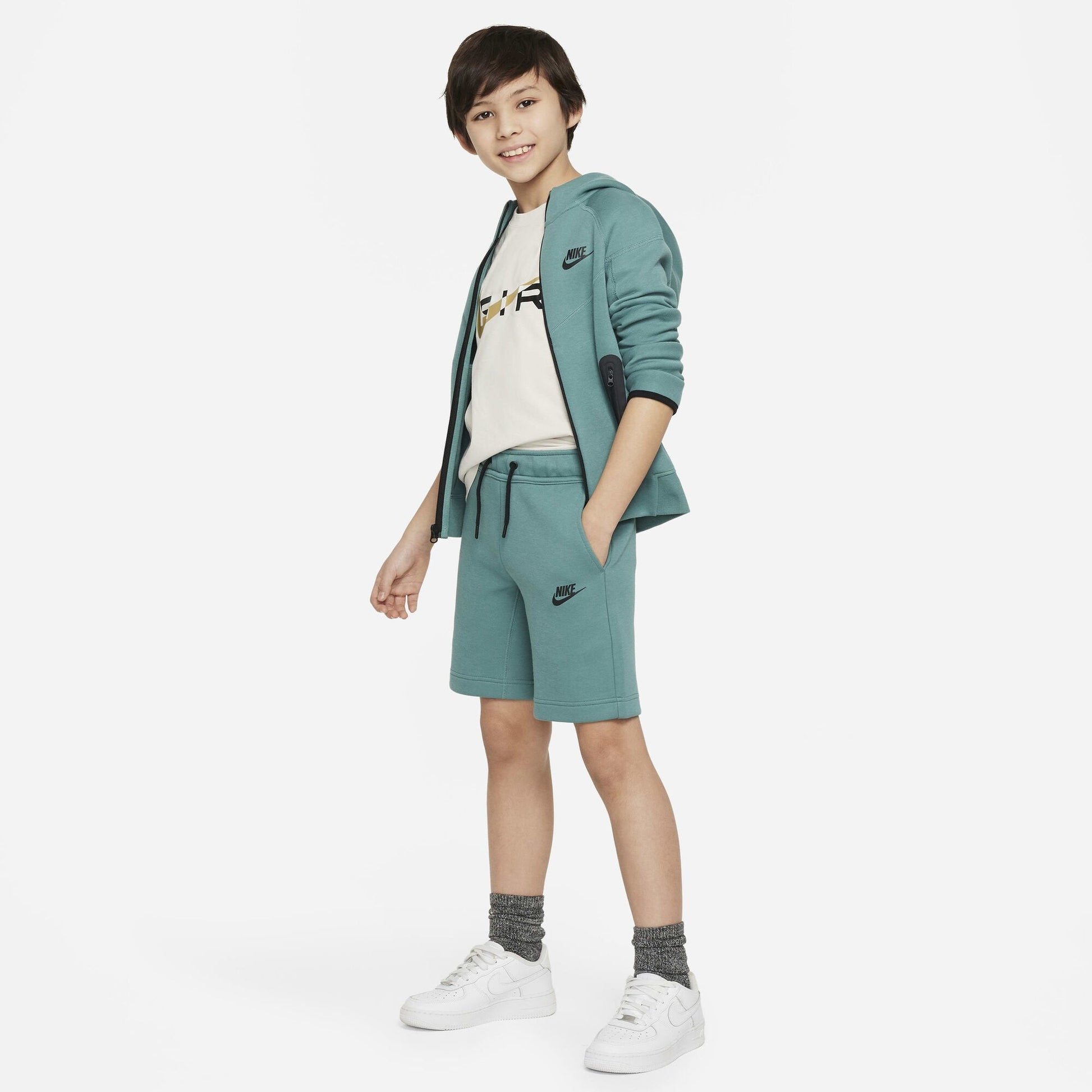 Детски къс панталон Nike Tech Fleece Shorts - Airhouse