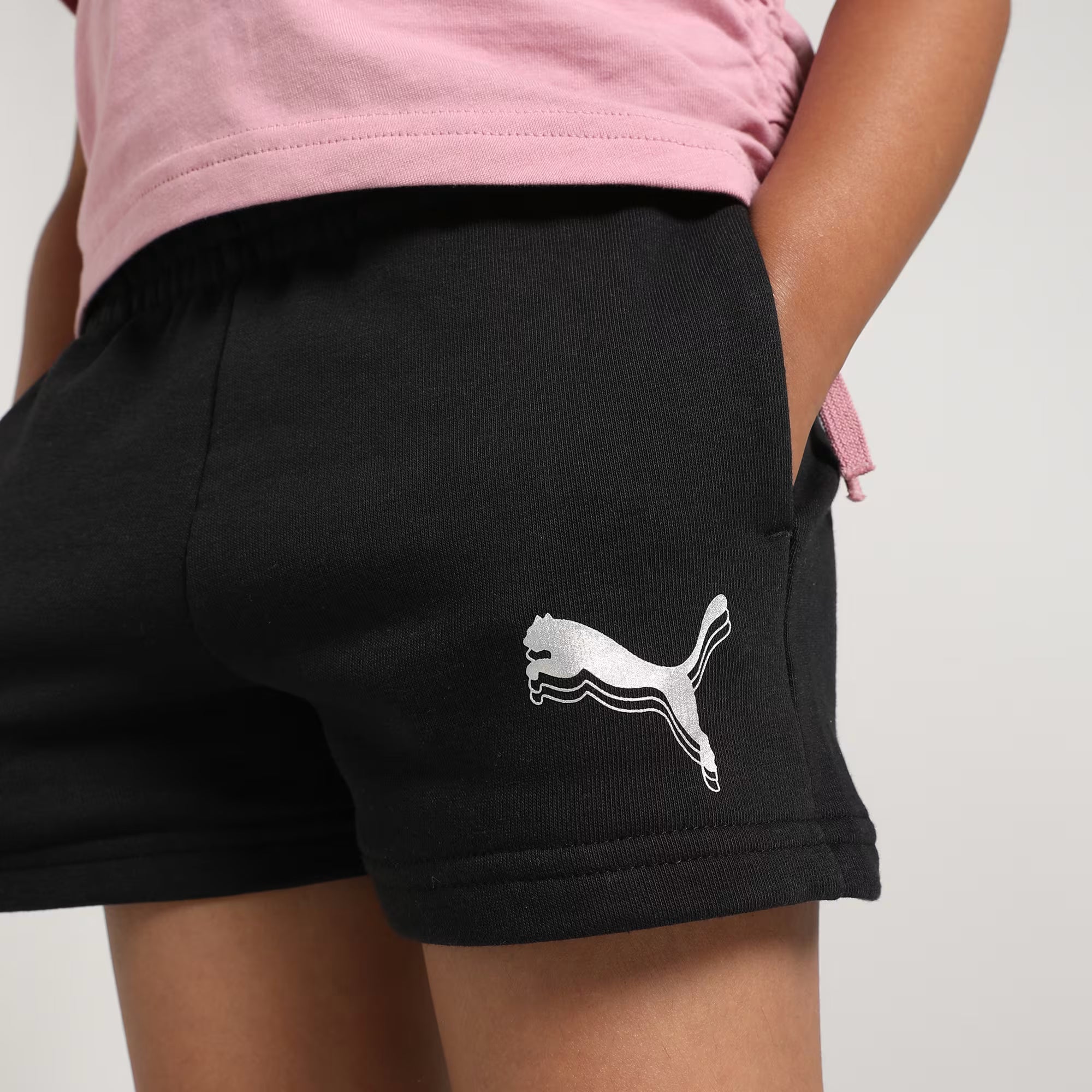 Детски къс панталон Puma ESS Metallic Shorts - Airhouse