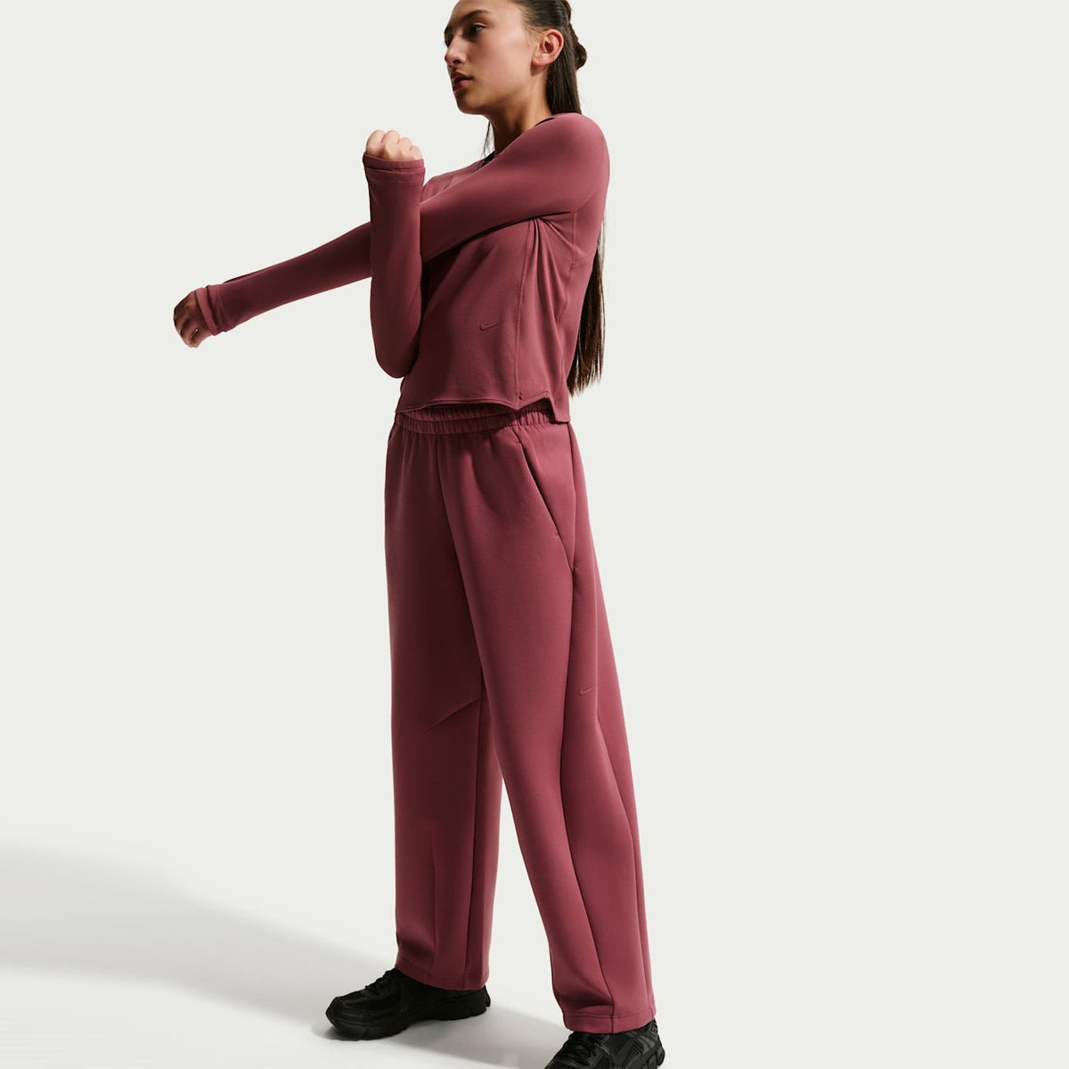Детски панталон Nike MAVN Therma-FIT High-Waisted Knit Trousers - IM1764-654 модел