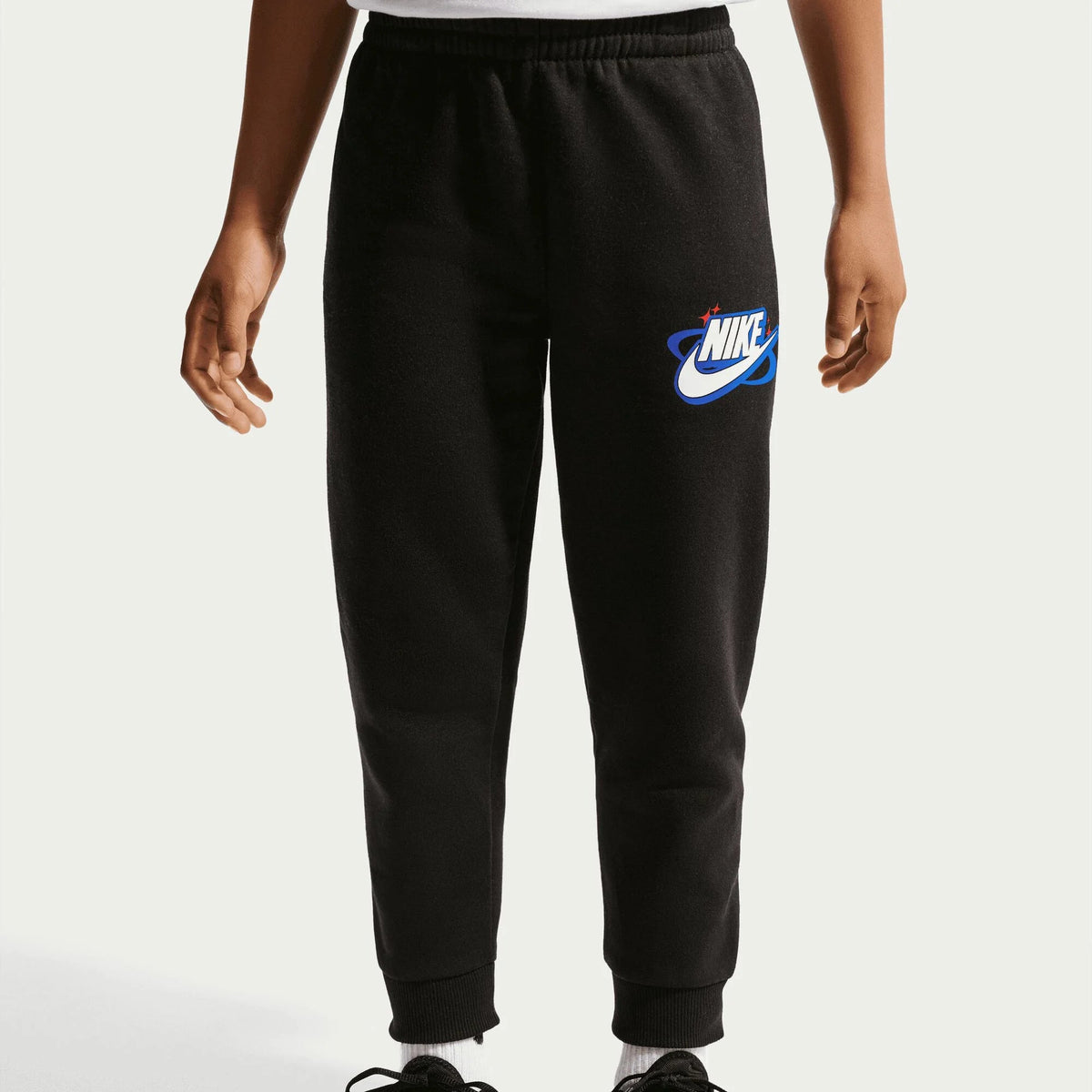 Детски панталон Nike Sportswear Brand Ambassador Fleece Pants - 86P200-023