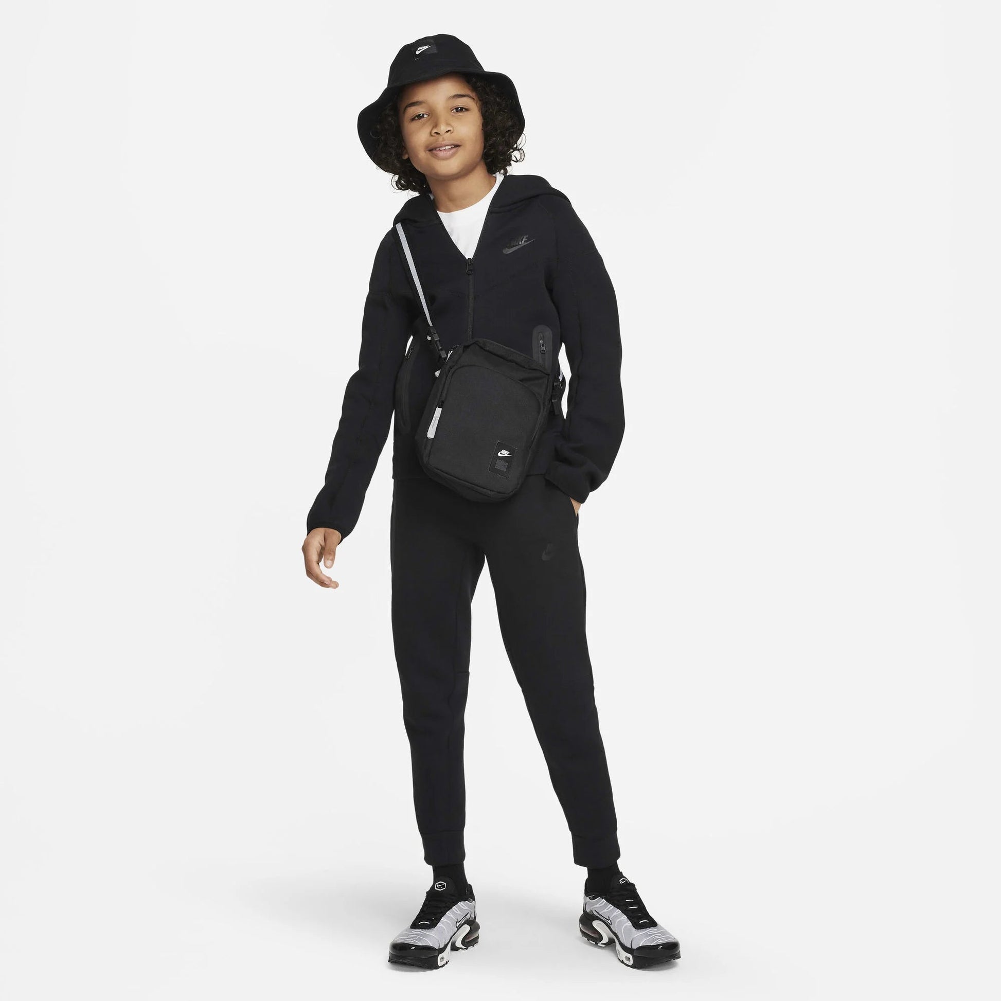 Детски панталон Nike Sportswear Tech Fleece Trousers - Airhouse