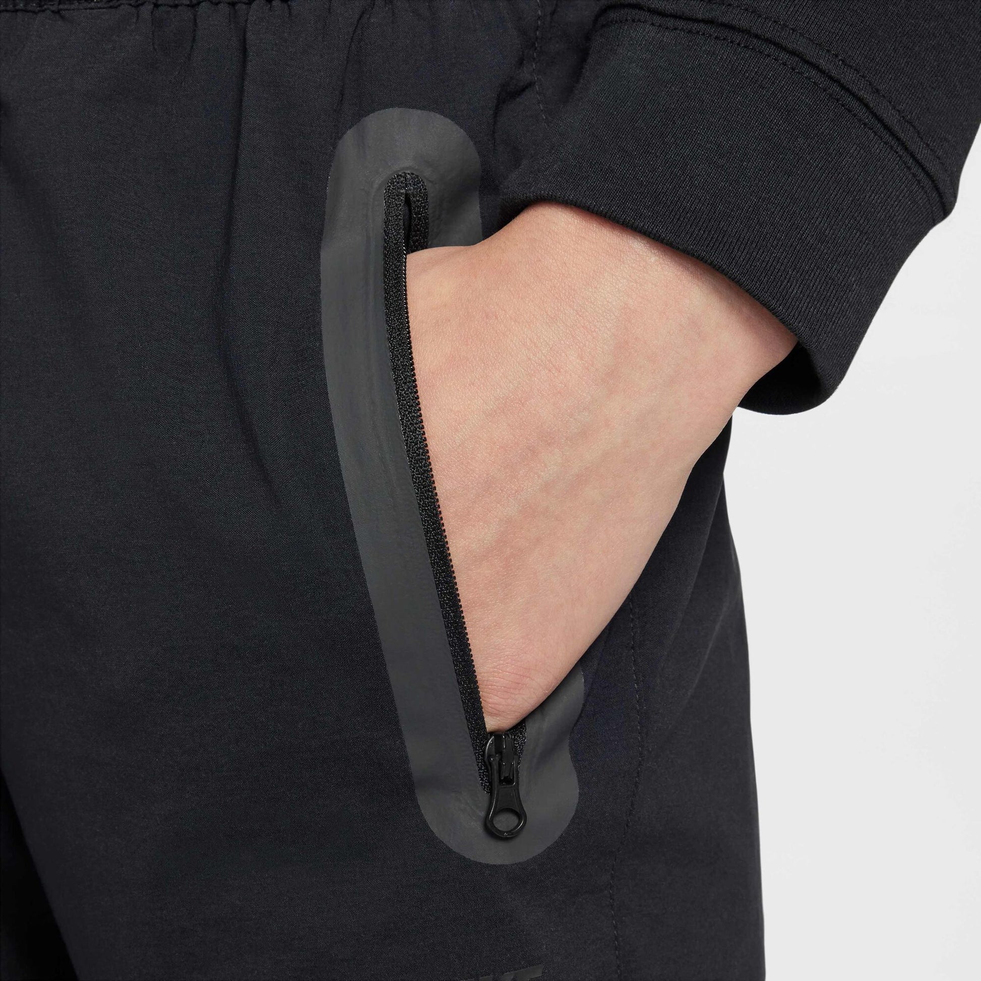 Детски панталон Nike Tech Woven Trousers - Airhouse