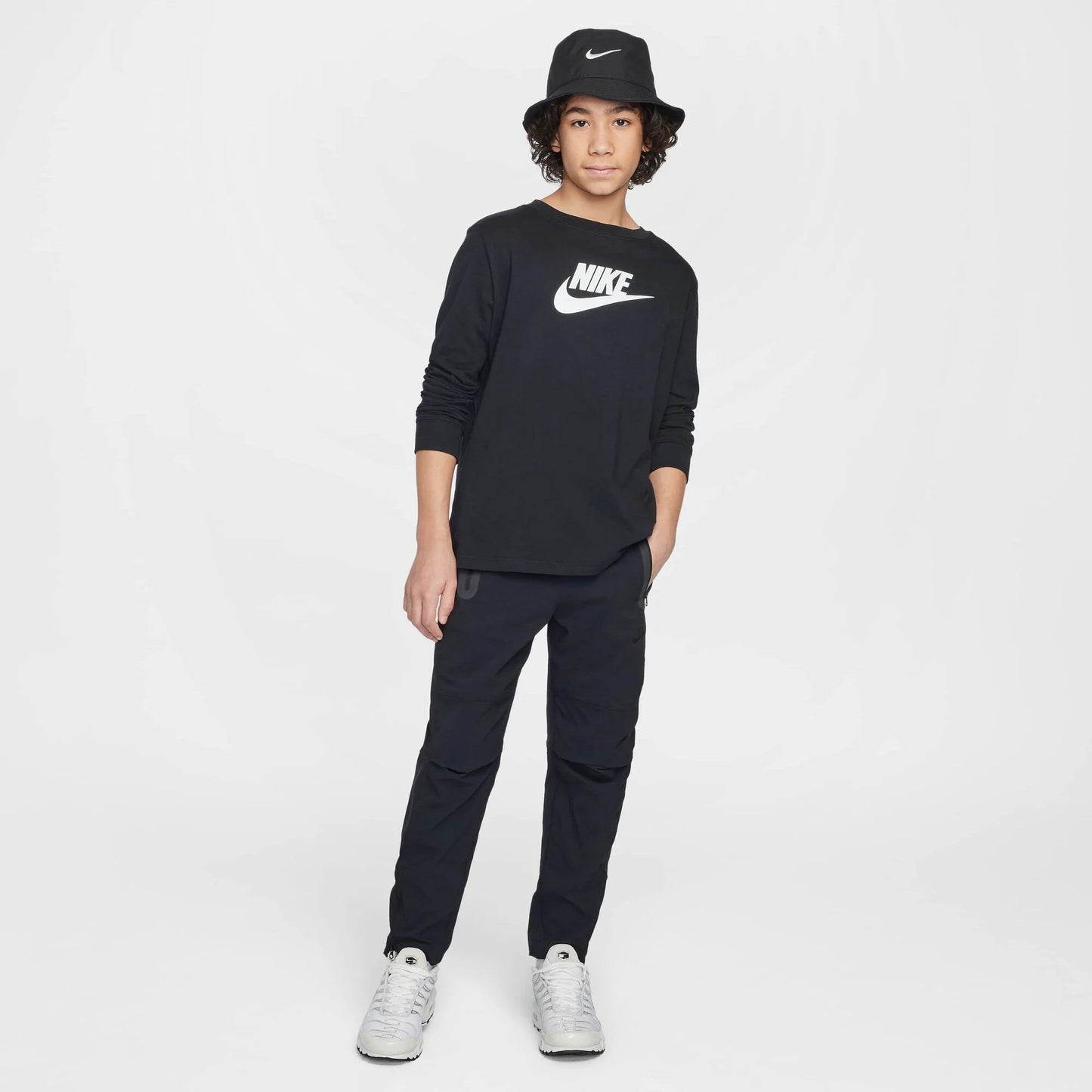 Детски панталон Nike Tech Woven Trousers - Airhouse
