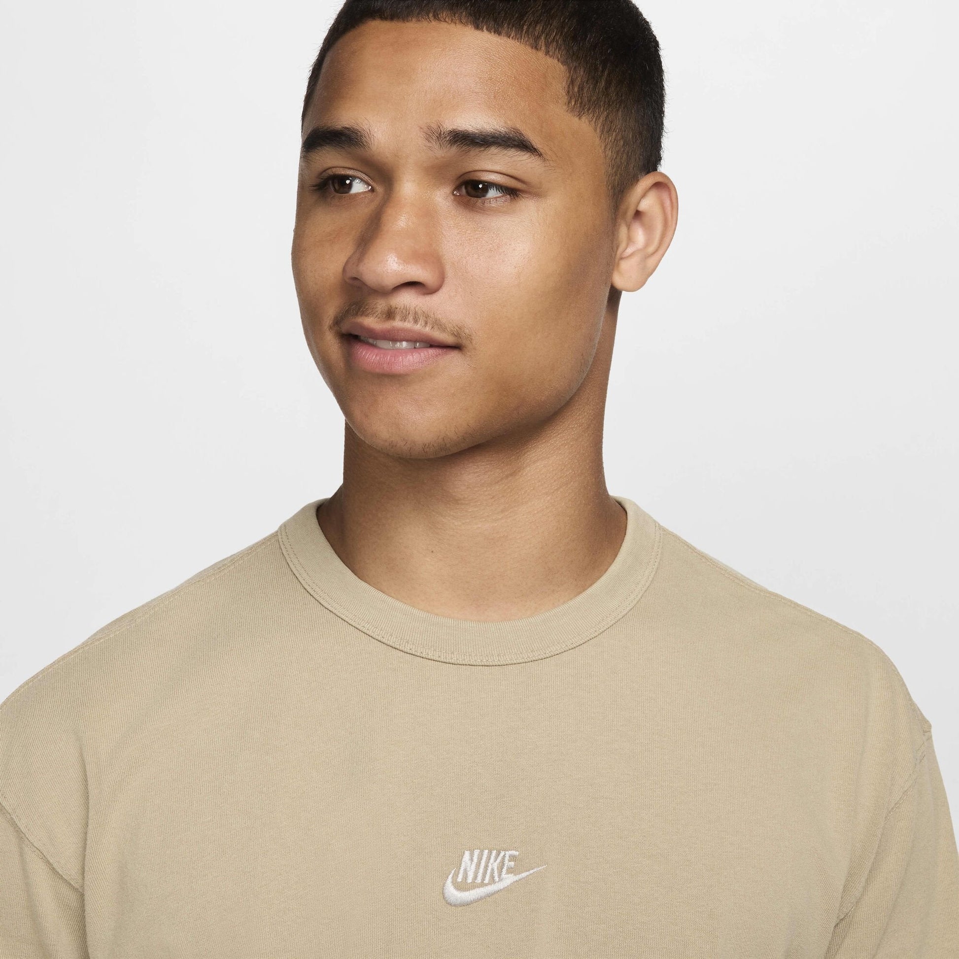 Мъжка тениска Nike Premium Essentials T-Shirt - Airhouse