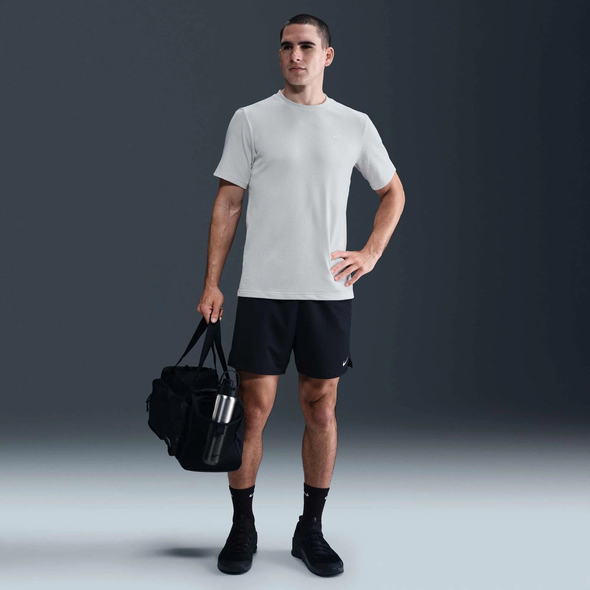 Мъжка тениска Nike Primary Versatile Top - Airhouse