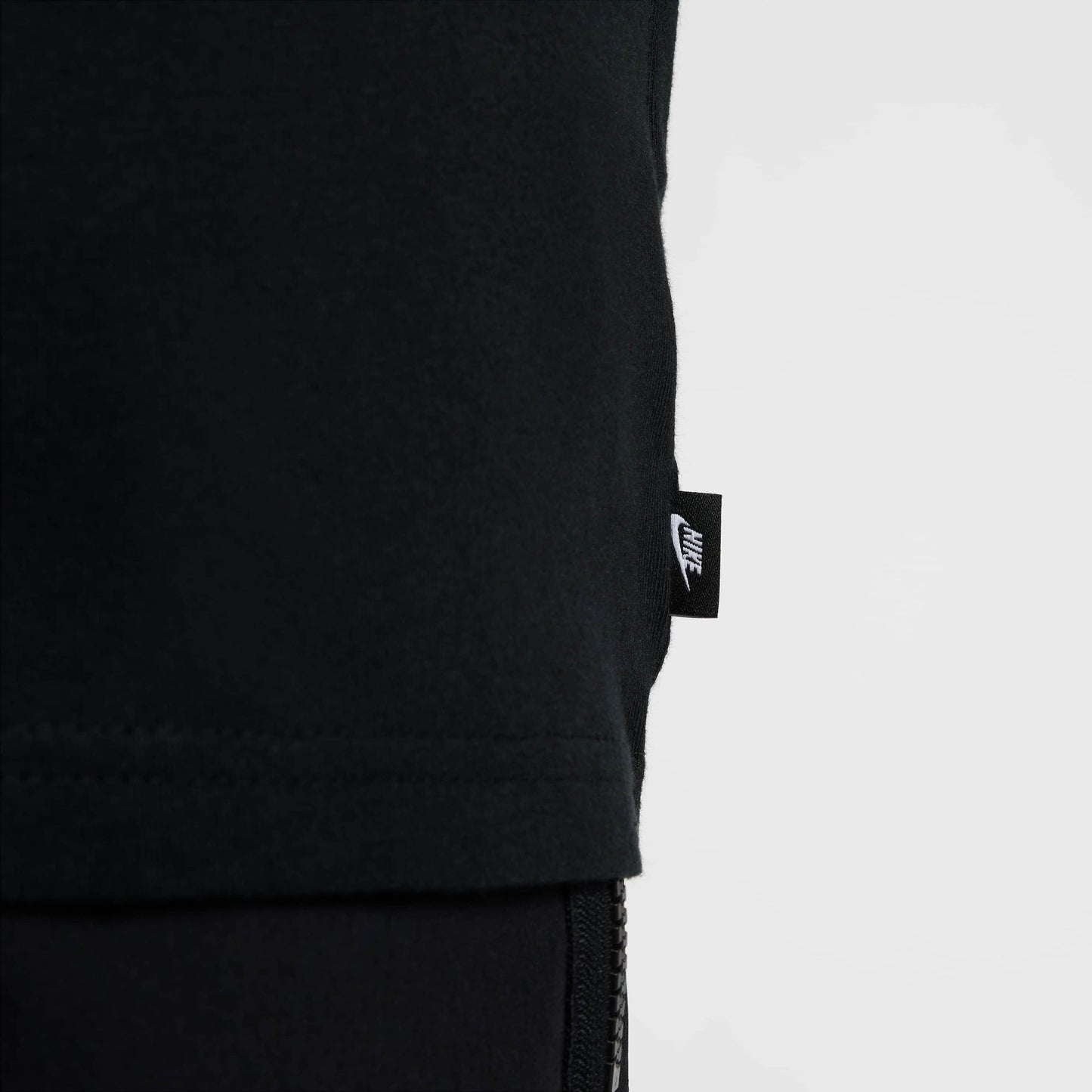 Мъжка тениска Nike Tee Max90 SNKR Patch PKT - Airhouse