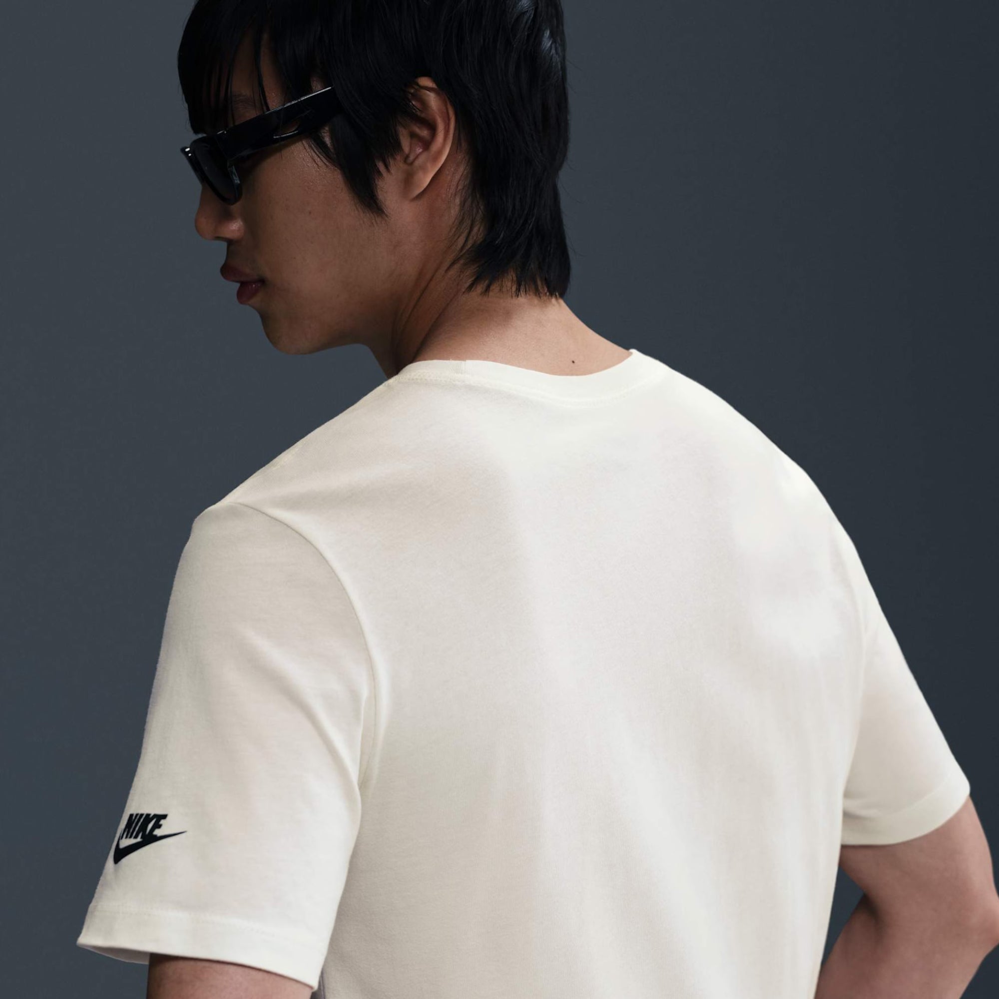 Мъжка тениска Nike Triple Swoosh T-shirt - Airhouse