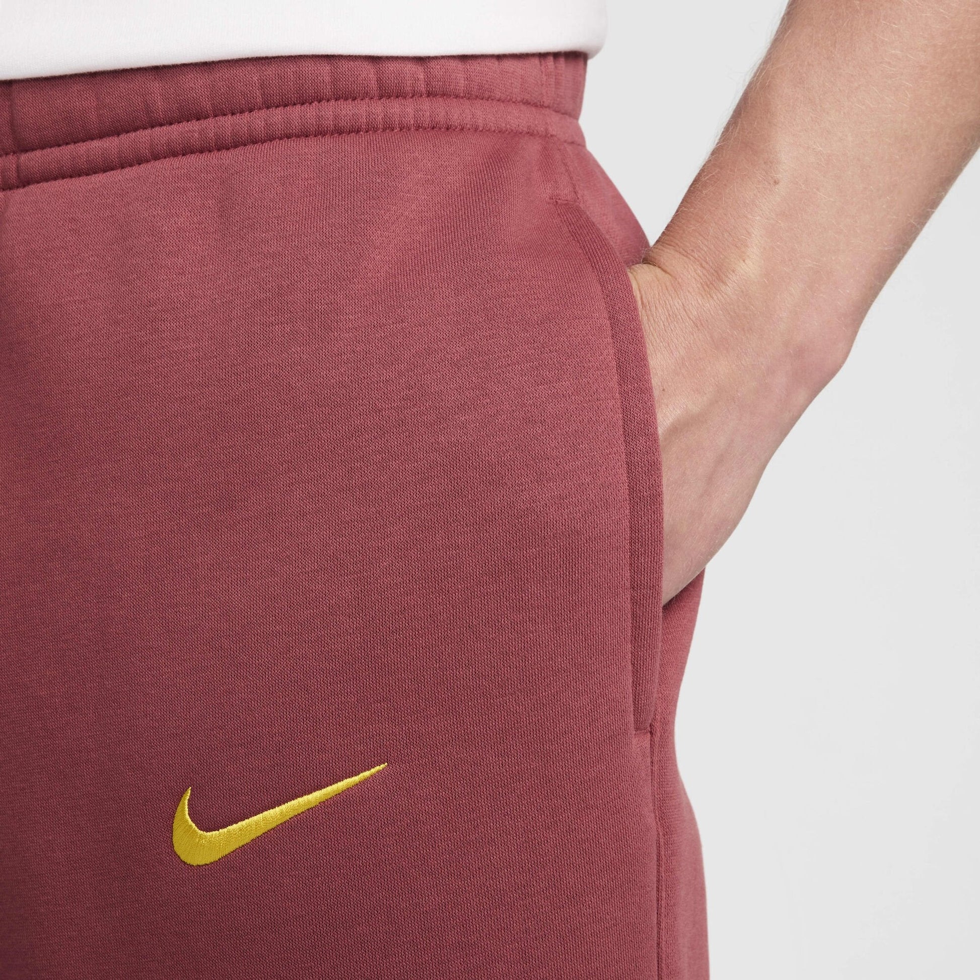Мъжки джогър Nike Liverpool F.C. Club Jogger - Airhouse