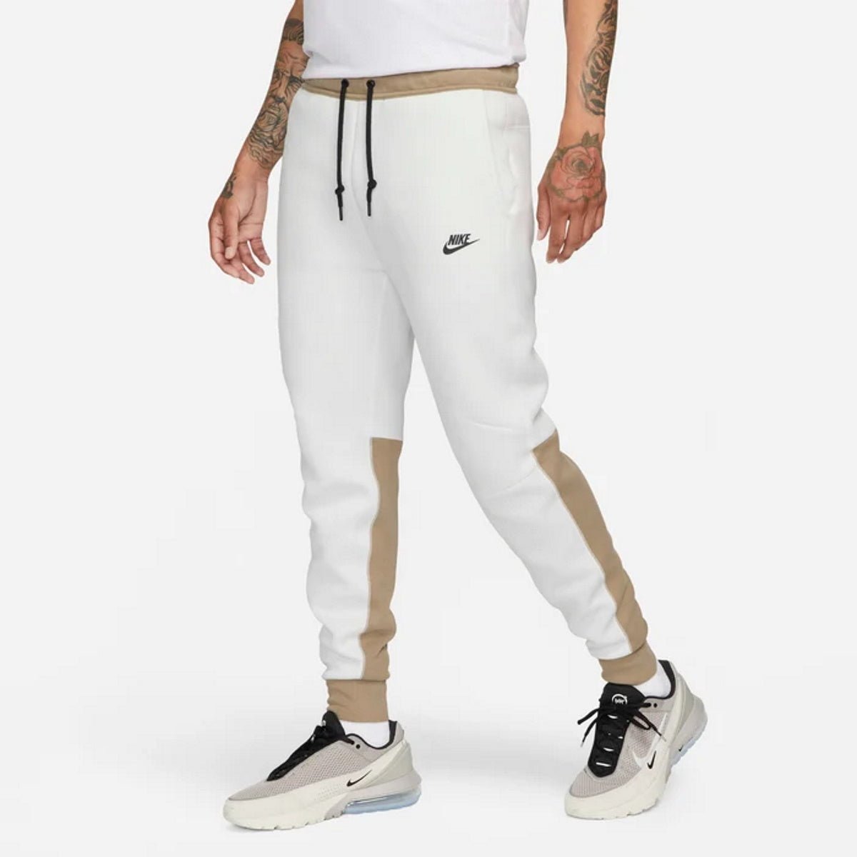 Мъжки джогър Nike NSW Tech Fleece Joggers - Airhouse