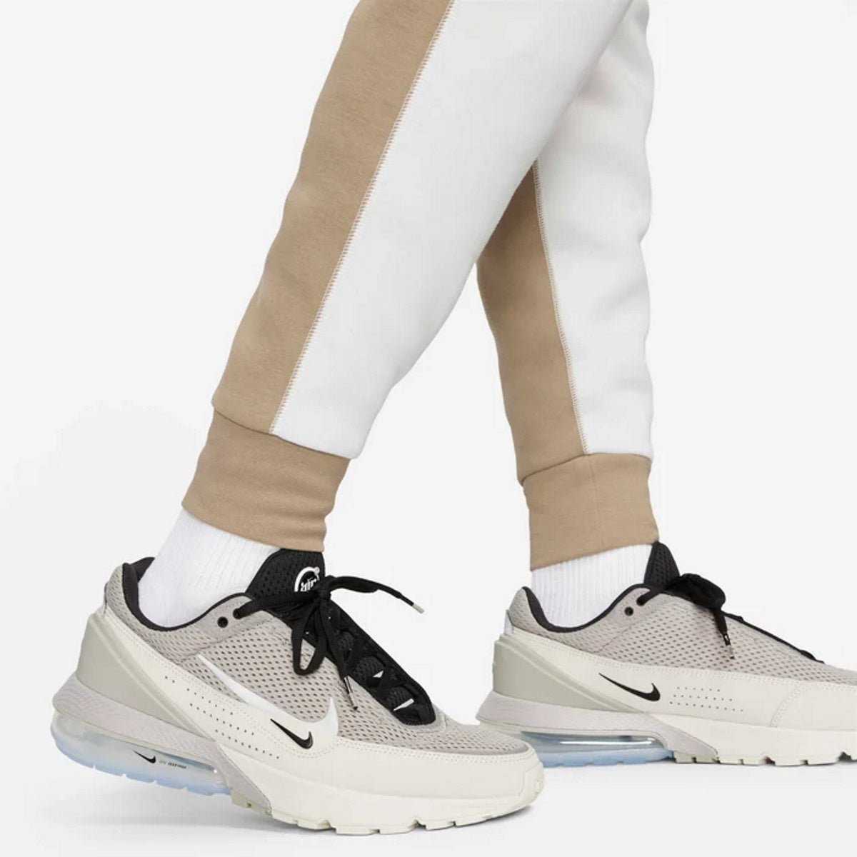 Мъжки джогър Nike NSW Tech Fleece Joggers - Airhouse