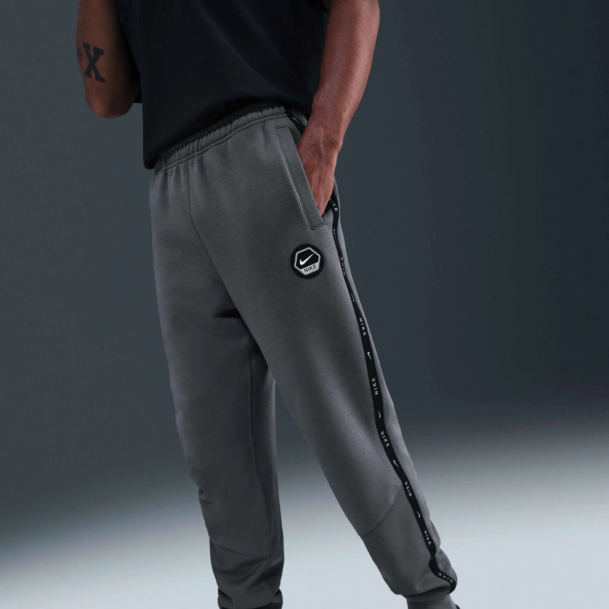 Мъжки джогър Nike Sportswear City Side Joggers - Airhouse
