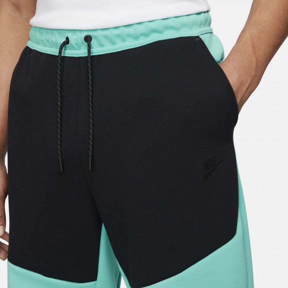 Мъжки джогър Nike Tech Fleece Joggers - Airhouse