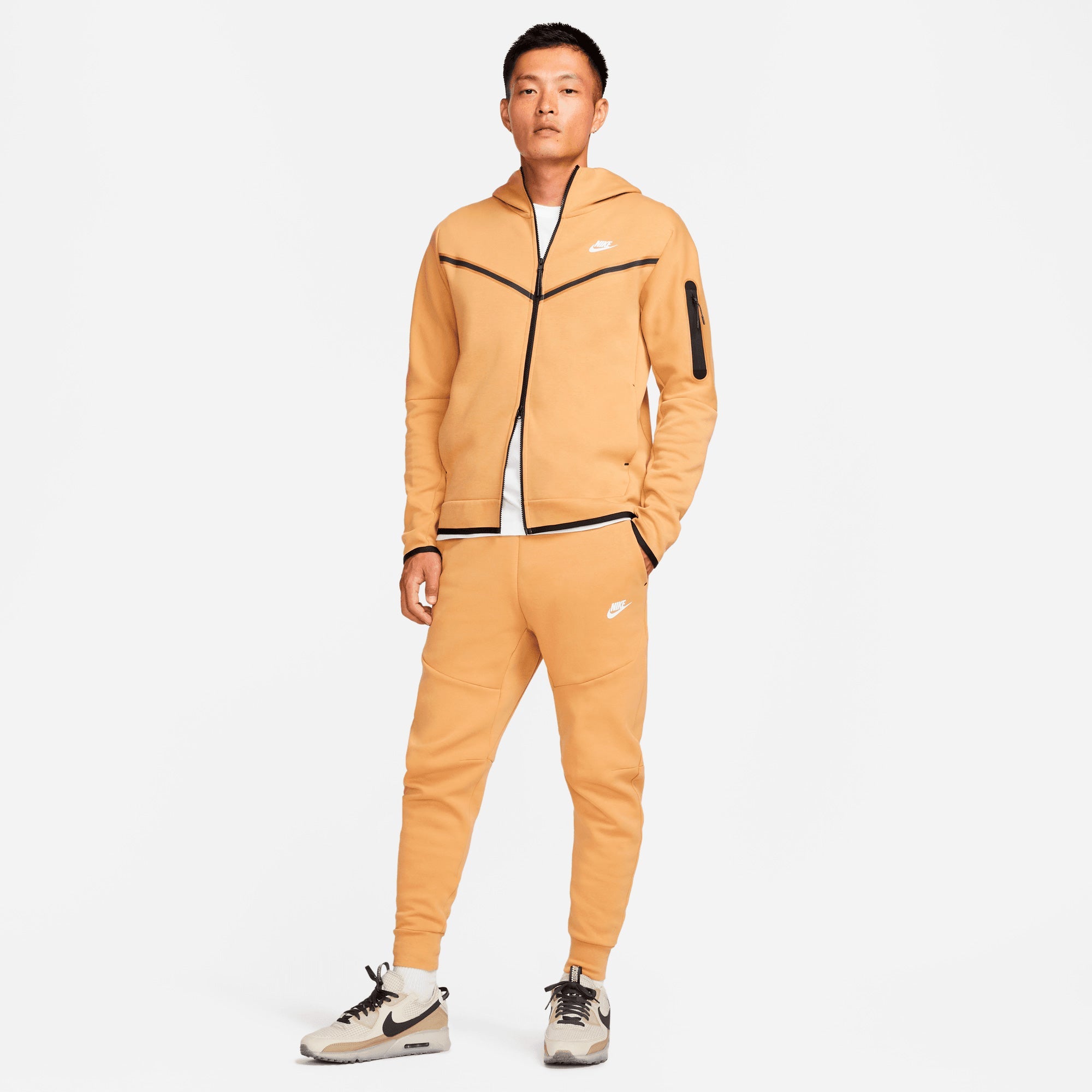 Мъжки джогър Nike Tech Fleece Joggers - Airhouse