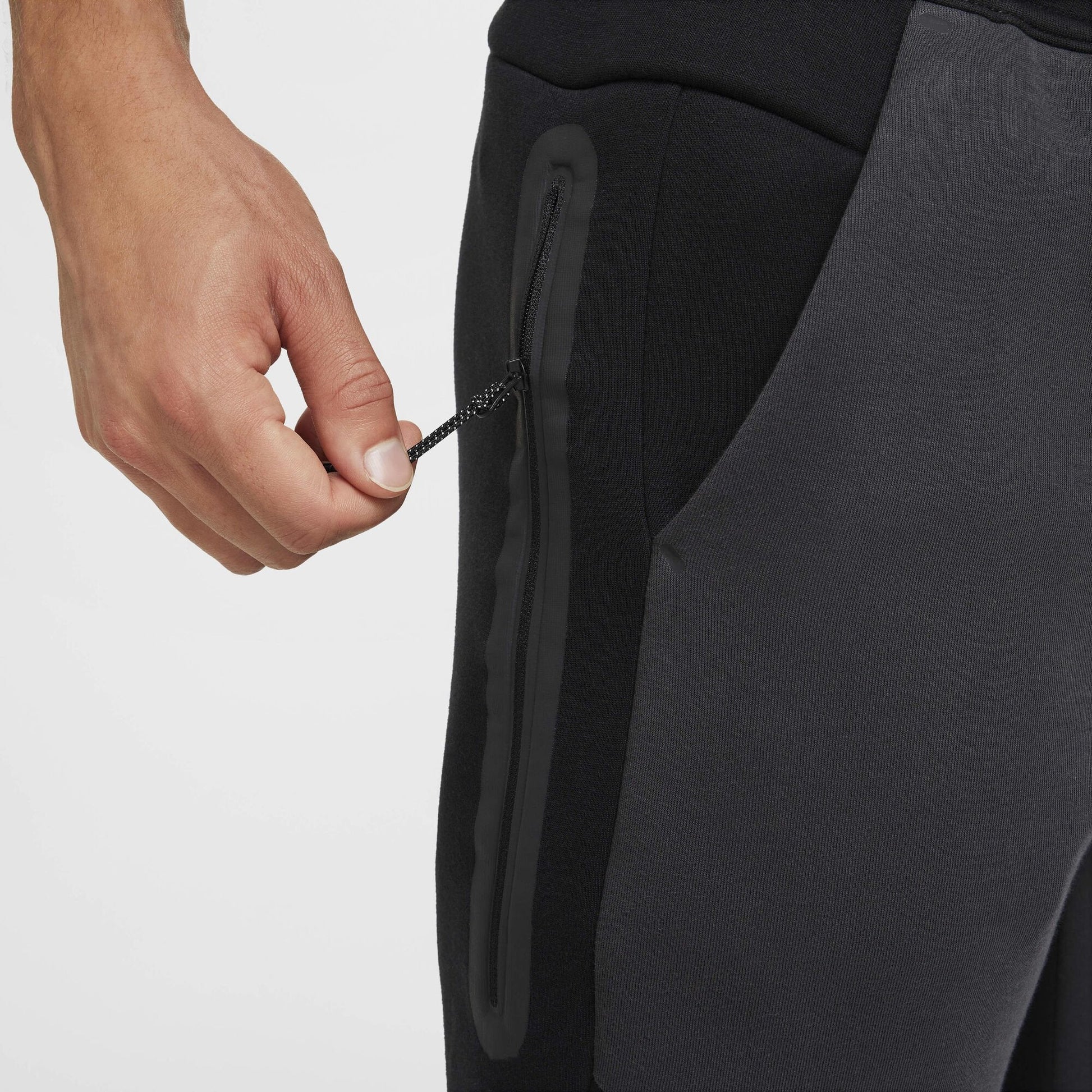 Мъжки джогър Nike Tech Fleece Joggers - Airhouse