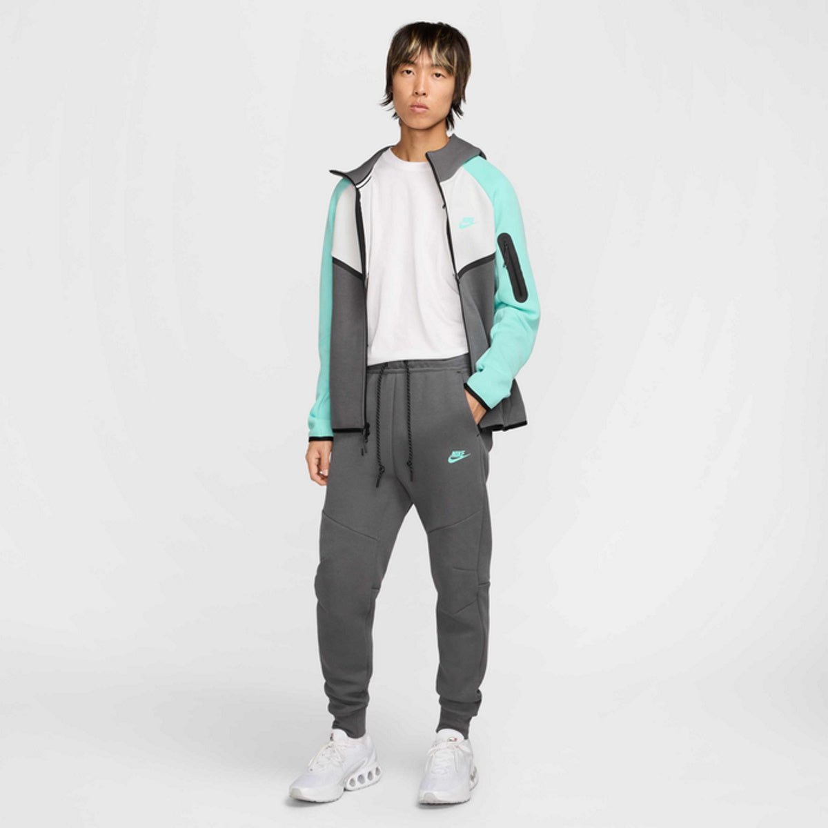 Мъжки джогър Nike Tech Fleece Joggers - Airhouse