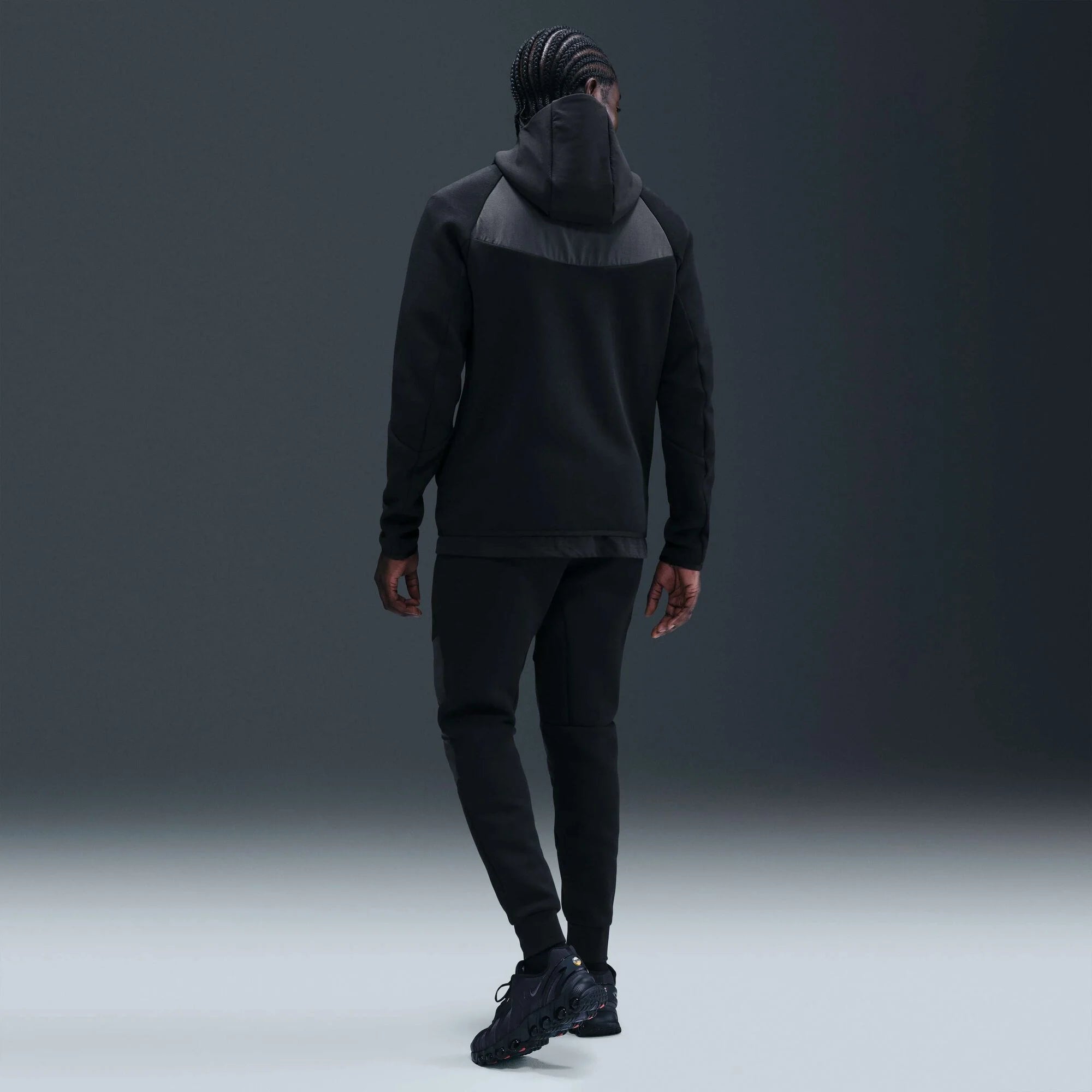 Мъжки джогър Nike Tech Fleece Joggers - Airhouse