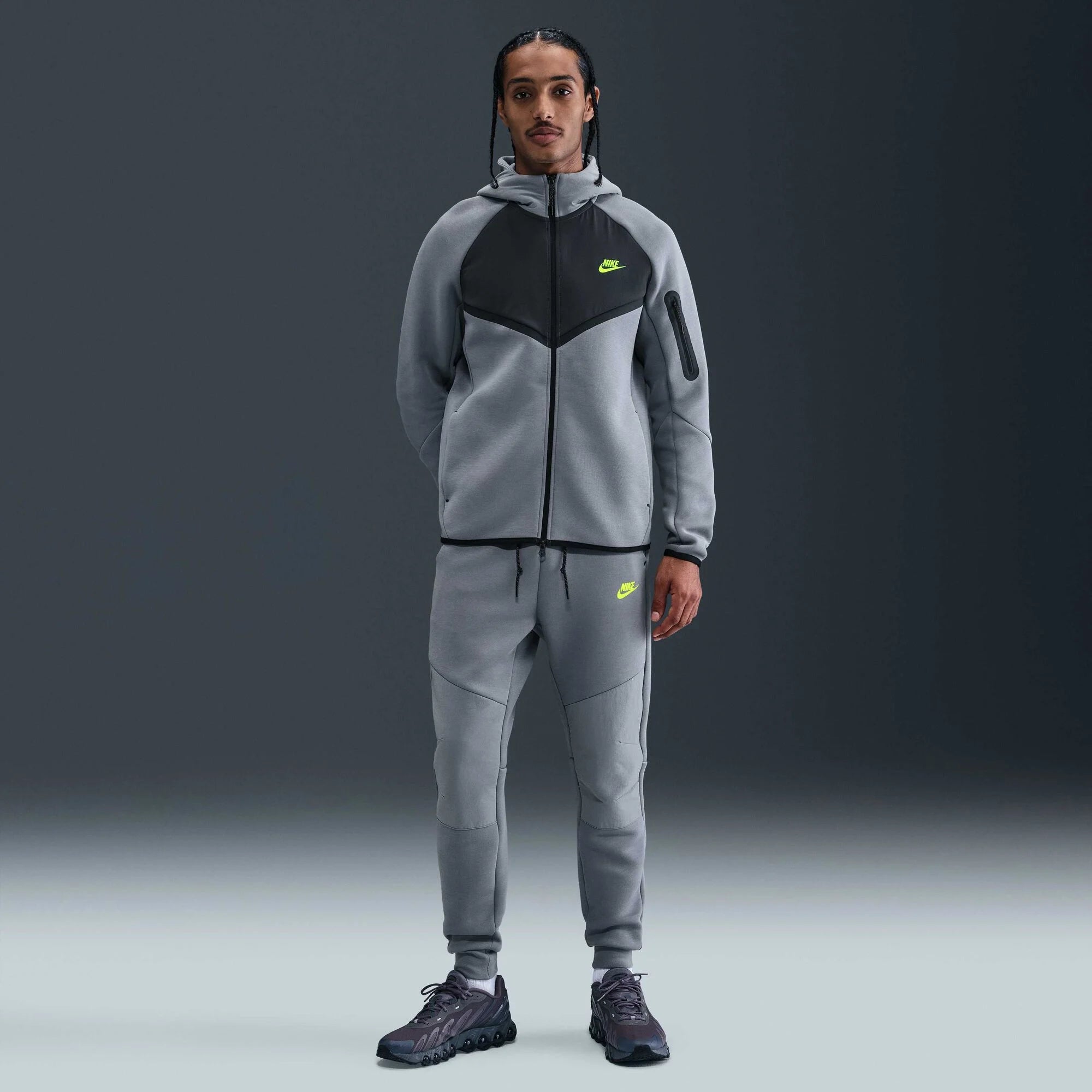 Мъжки джогър Nike Tech Fleece Joggers - Airhouse